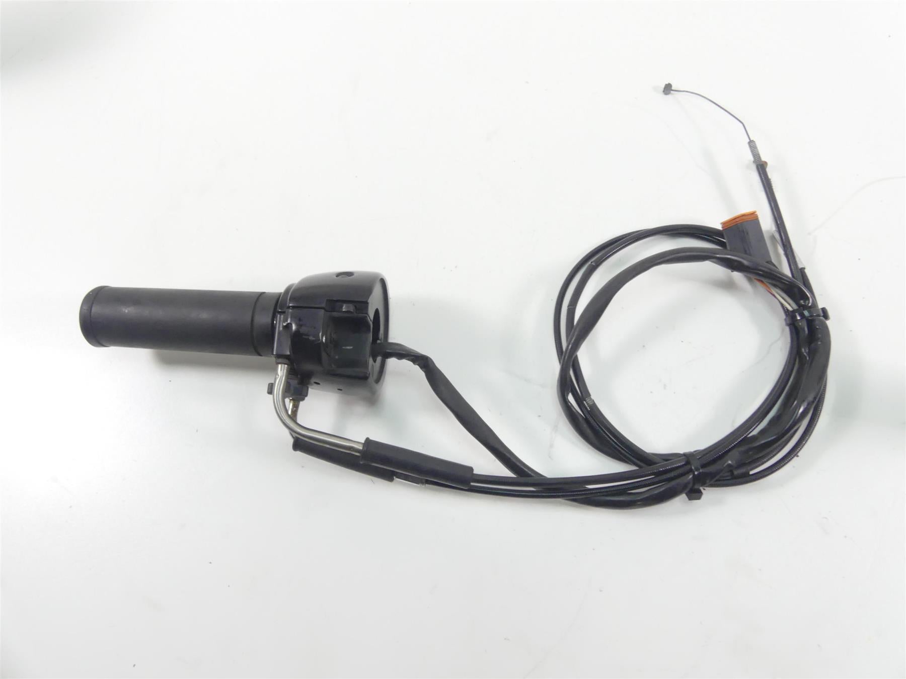 1999 Harley FXSTS Softail Springer Right Hand Throttle Control Switch 71684-06A {{ shop.shopifyCountryName }} - Mototech271