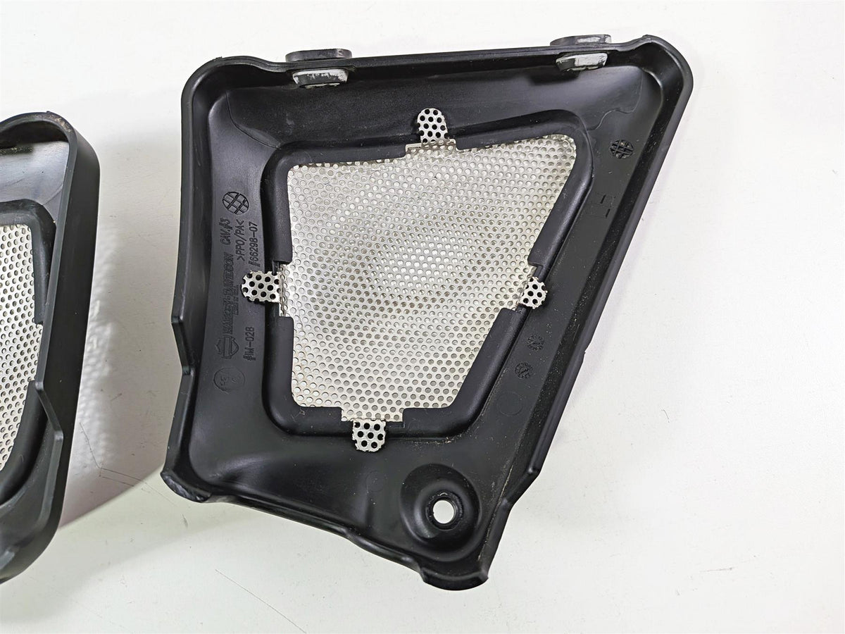2011 Harley VRSCDX Night Rod Neck Cover Fairing Set 66297-07 66298-07 {{ shop.shopifyCountryName }} - Mototech271