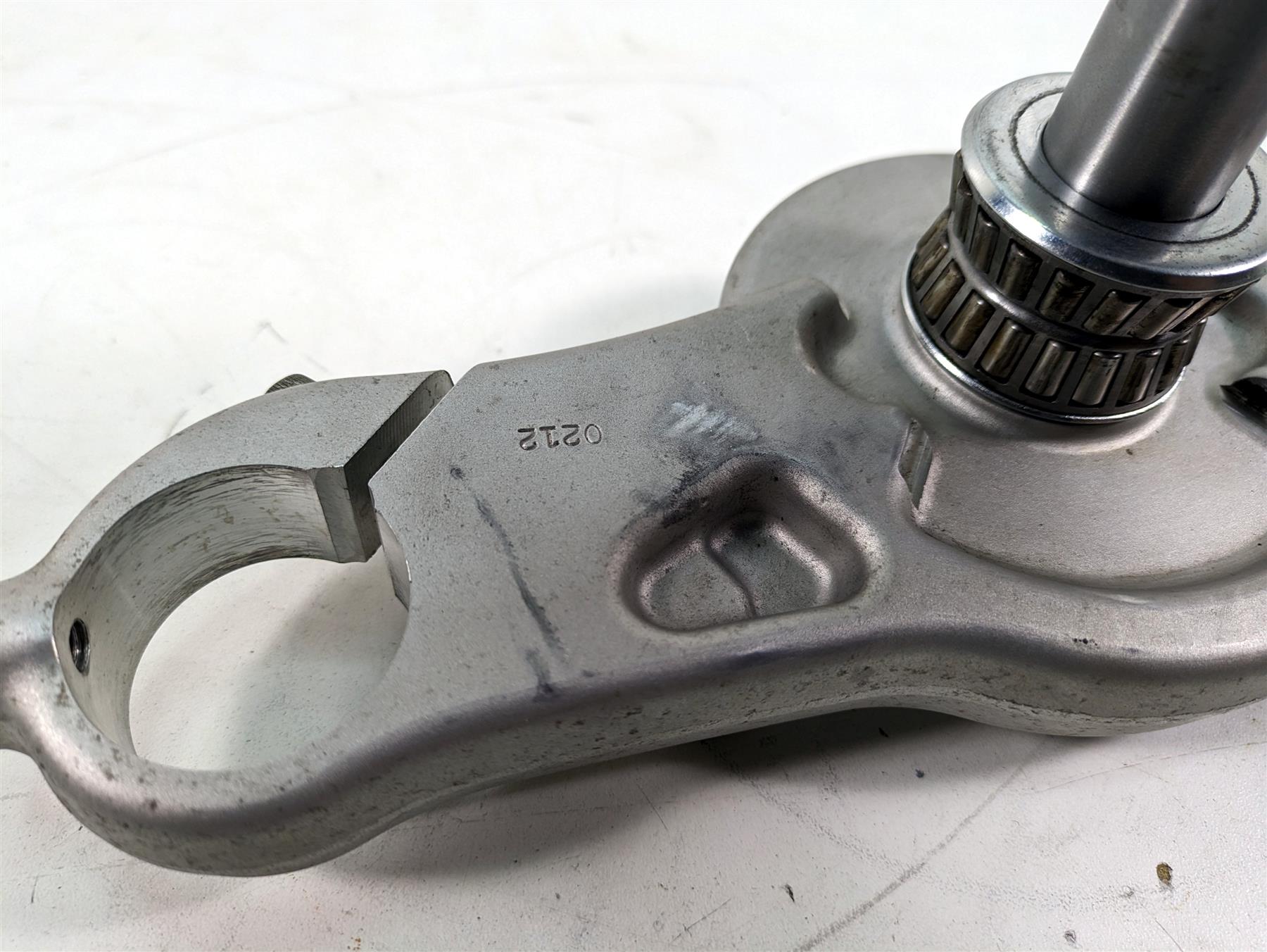 2012 Harley FLD Dyna Switchback Upper Lower Triple Tree Set 41mm 45900025 {{ shop.shopifyCountryName }} - Mototech271
