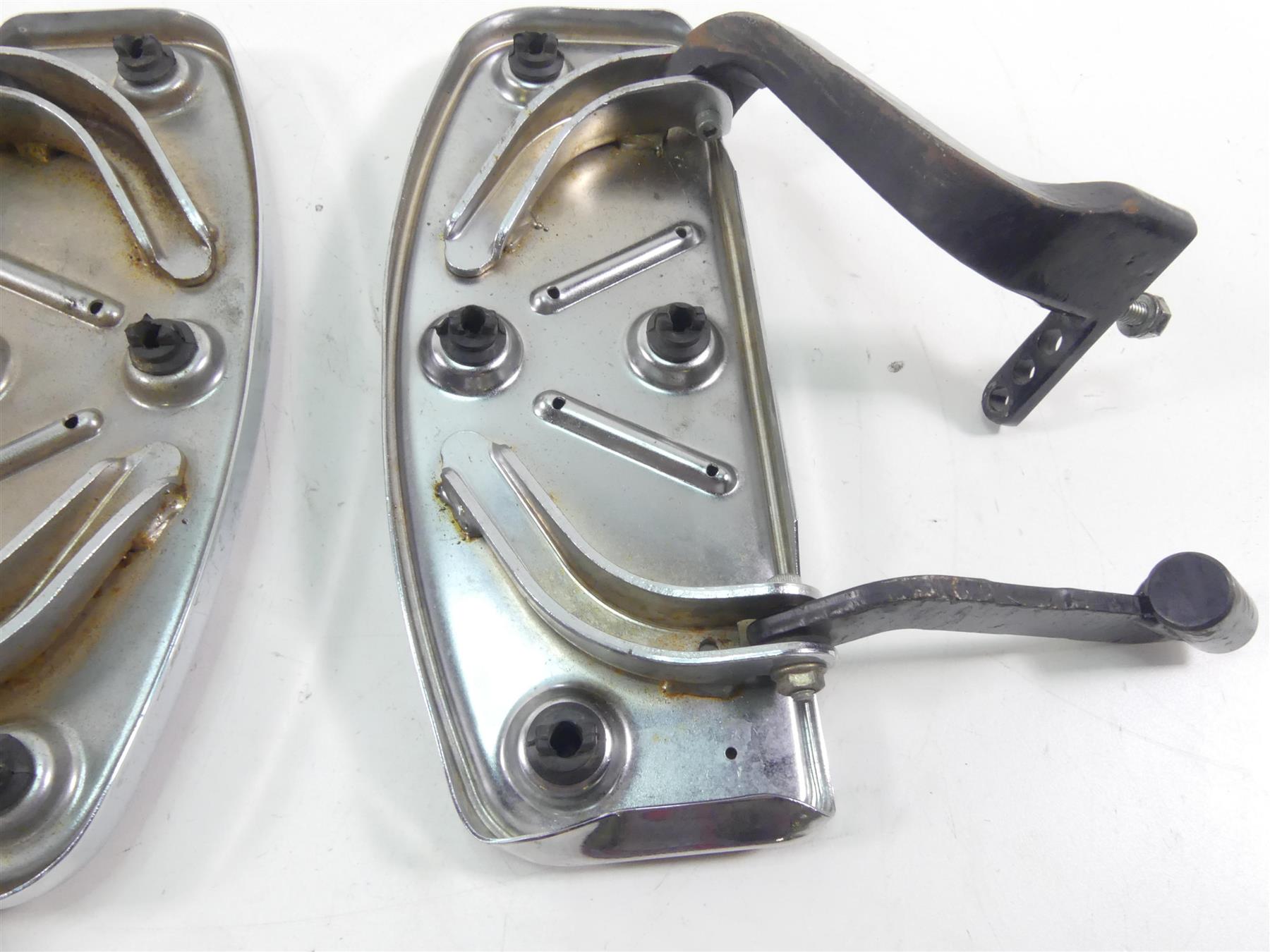 1999 Harley Touring FLHTCUI Electra Glide Front Rider Floor Board Set 50621-79A {{ shop.shopifyCountryName }} - Mototech271
