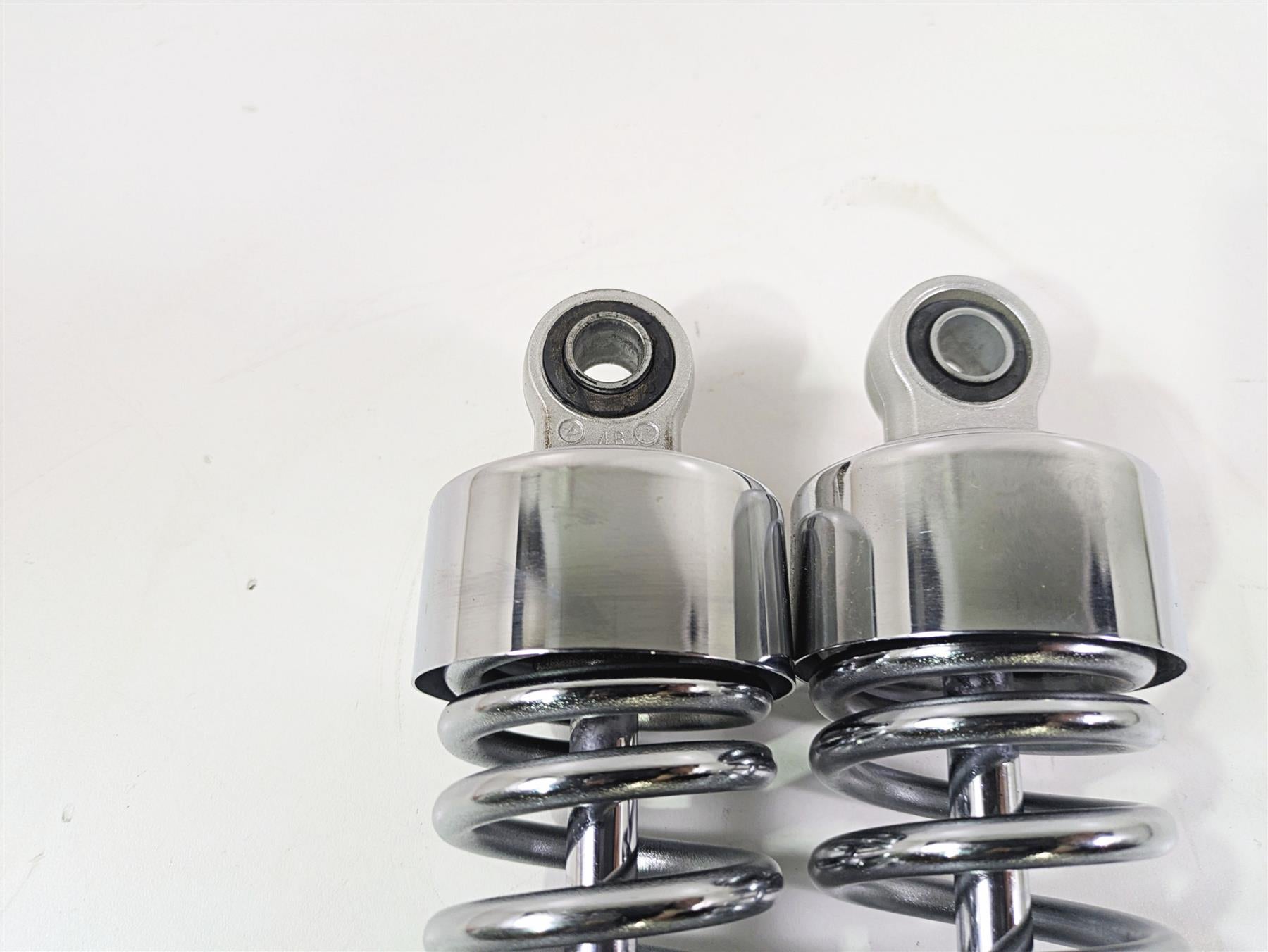 2013 Triumph Bonneville Nice Rear Suspension Shock Damper T2050323 {{ shop.shopifyCountryName }} - Mototech271
