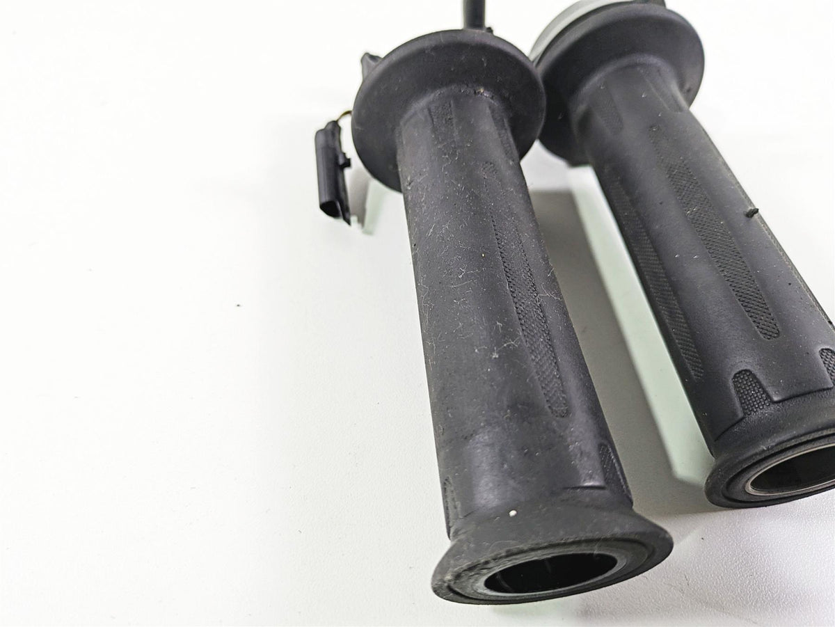 2006 BMW R1200GS K255 Adv Heated Handlebar Grips Set 61317727067 61317695470 {{ shop.shopifyCountryName }} - Mototech271