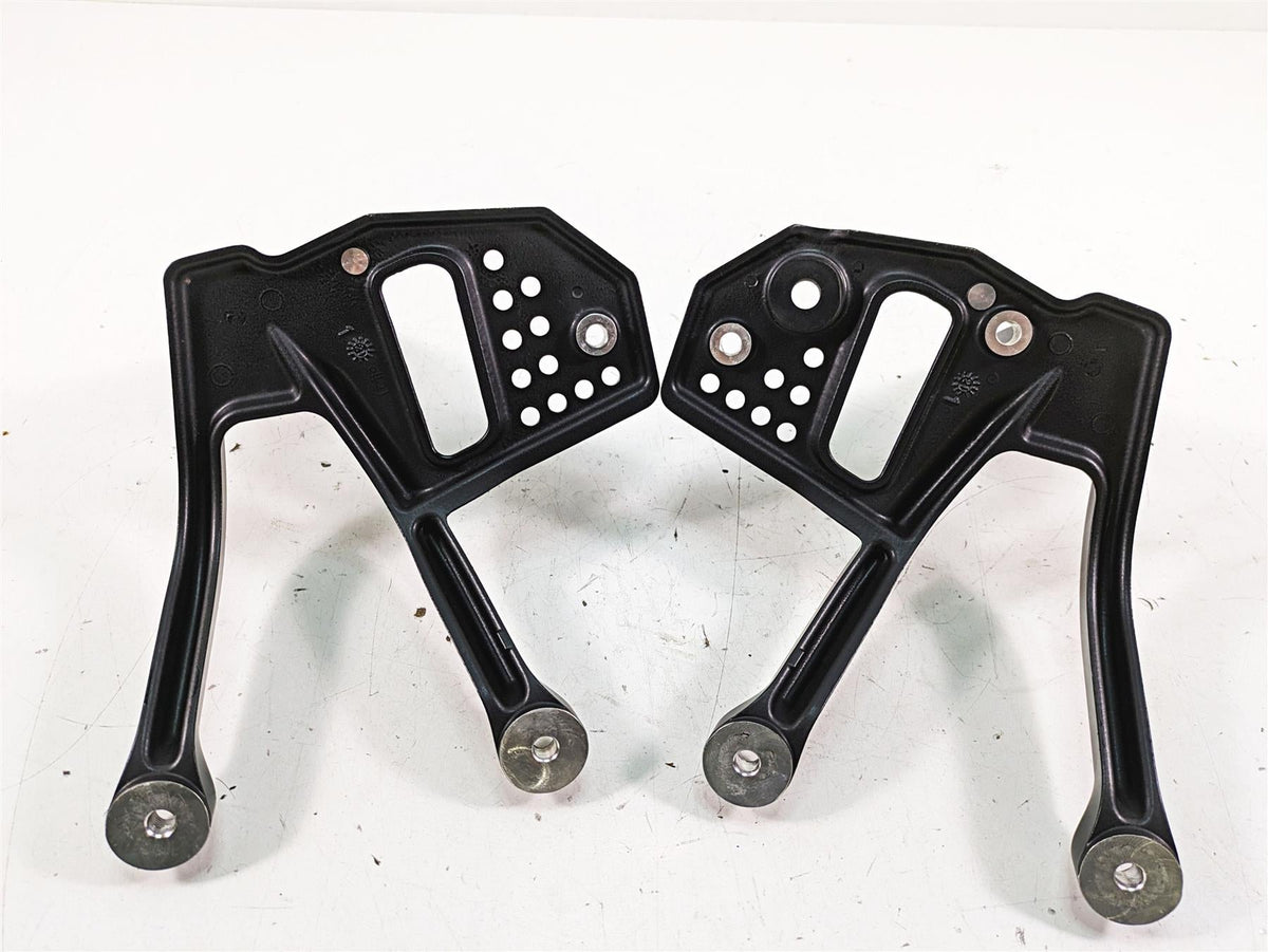 2022 Harley RA1250 S Pan America Rear Passenger Footpeg Rest Set 50501349 {{ shop.shopifyCountryName }} - Mototech271