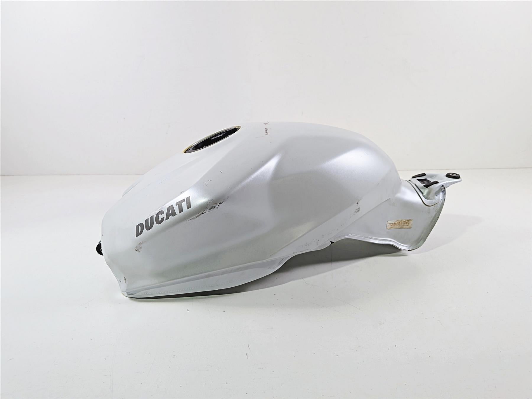 2017 Ducati 959 Panigale White Fuel Gas Petrol Tank - Dented 58612061-Mototech271