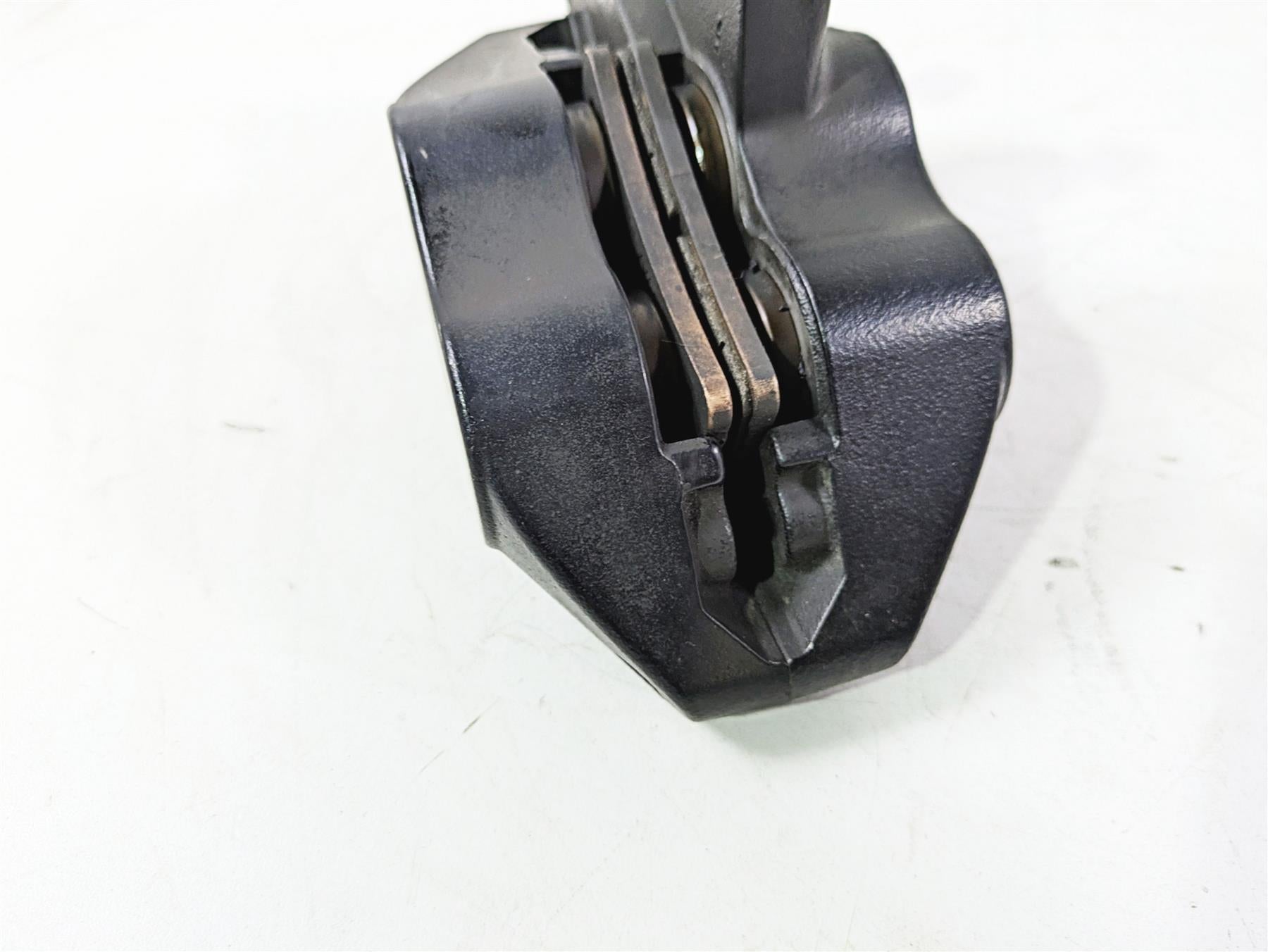 2018 Harley FXBR Softail Breakout Front Brake Caliper 41300095 {{ shop.shopifyCountryName }} - Mototech271