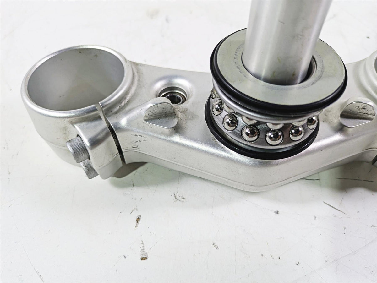 2020 Triumph Daytona 765 Moto2 Lower Tiple Tree Steering Clamp 54mm T2046835 {{ shop.shopifyCountryName }} - Mototech271