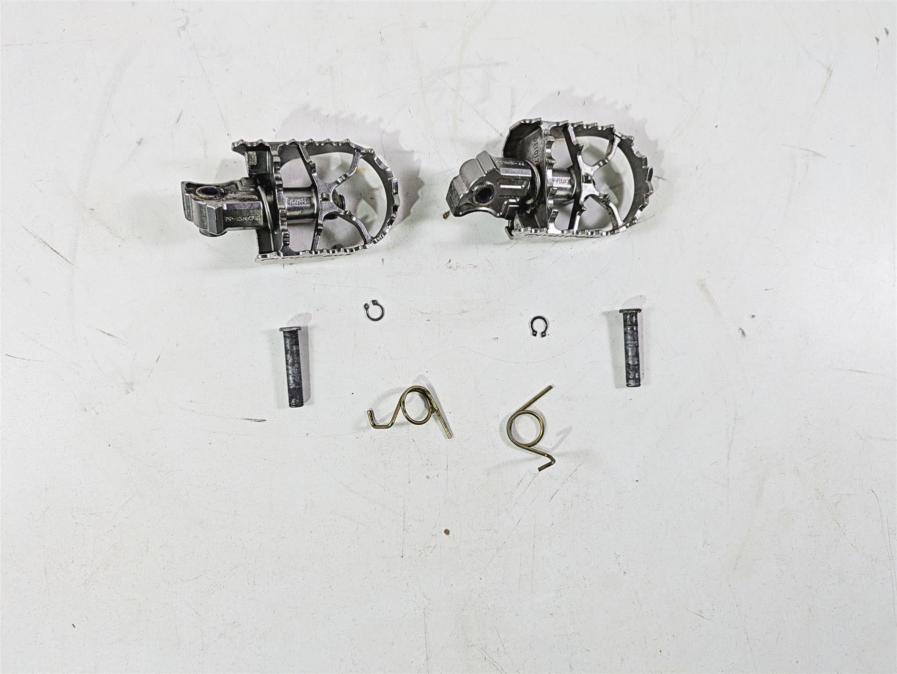 2016 Moto Guzzi Stelvio 1200 8V NTX Pivot Pegz Mk3 Front Foot Peg Set PP-33MK3 {{ shop.shopifyCountryName }} - Mototech271