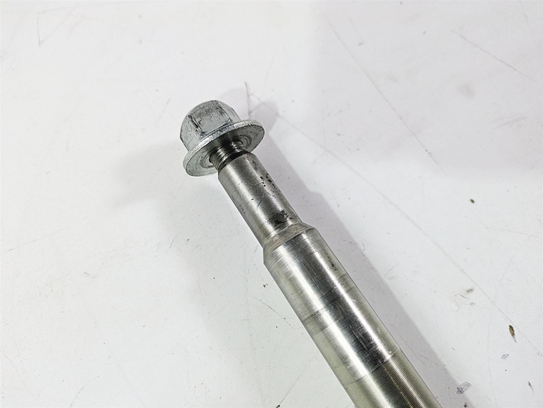 2010 Harley VRSCF Muscle Rod Front Axle Wheel Spindle 41628-08 {{ shop.shopifyCountryName }} - Mototech271