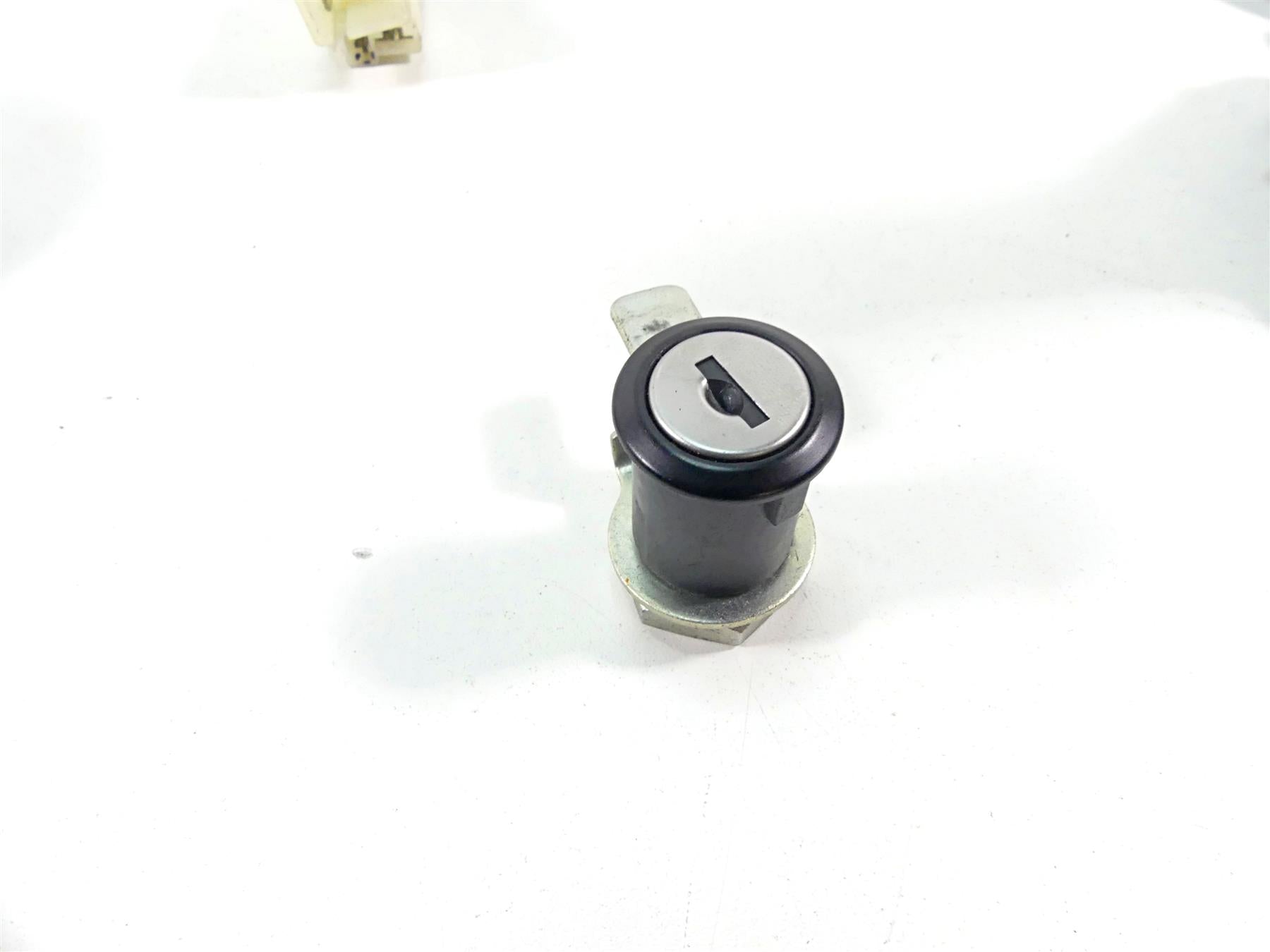 2012 Yamaha VMX17 VMAX 1700 Ignition Switch Key Lock Set 2S3-82501-00-00 {{ shop.shopifyCountryName }} - Mototech271