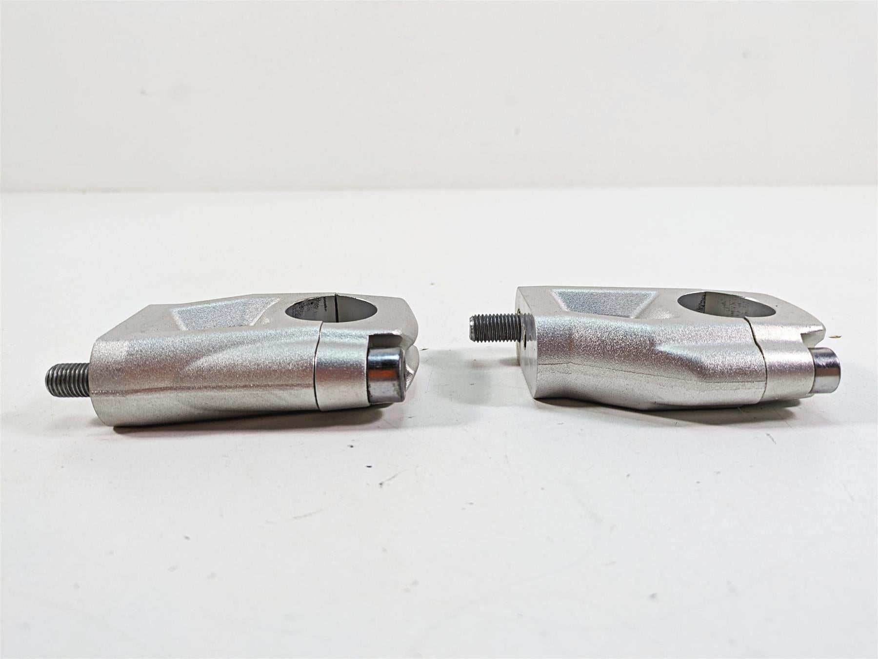 2012 Triumph Tiger 800XC ABS Handlebar Holder Riser Set T2040813 {{ shop.shopifyCountryName }} - Mototech271
