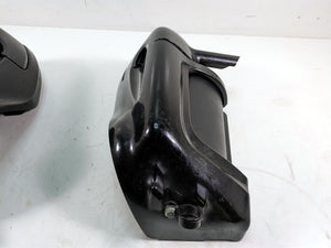 2006 Harley Touring FLHTCUI Electra Glide Lower Leg Fairing Cover Set 58817-05A | Mototech271