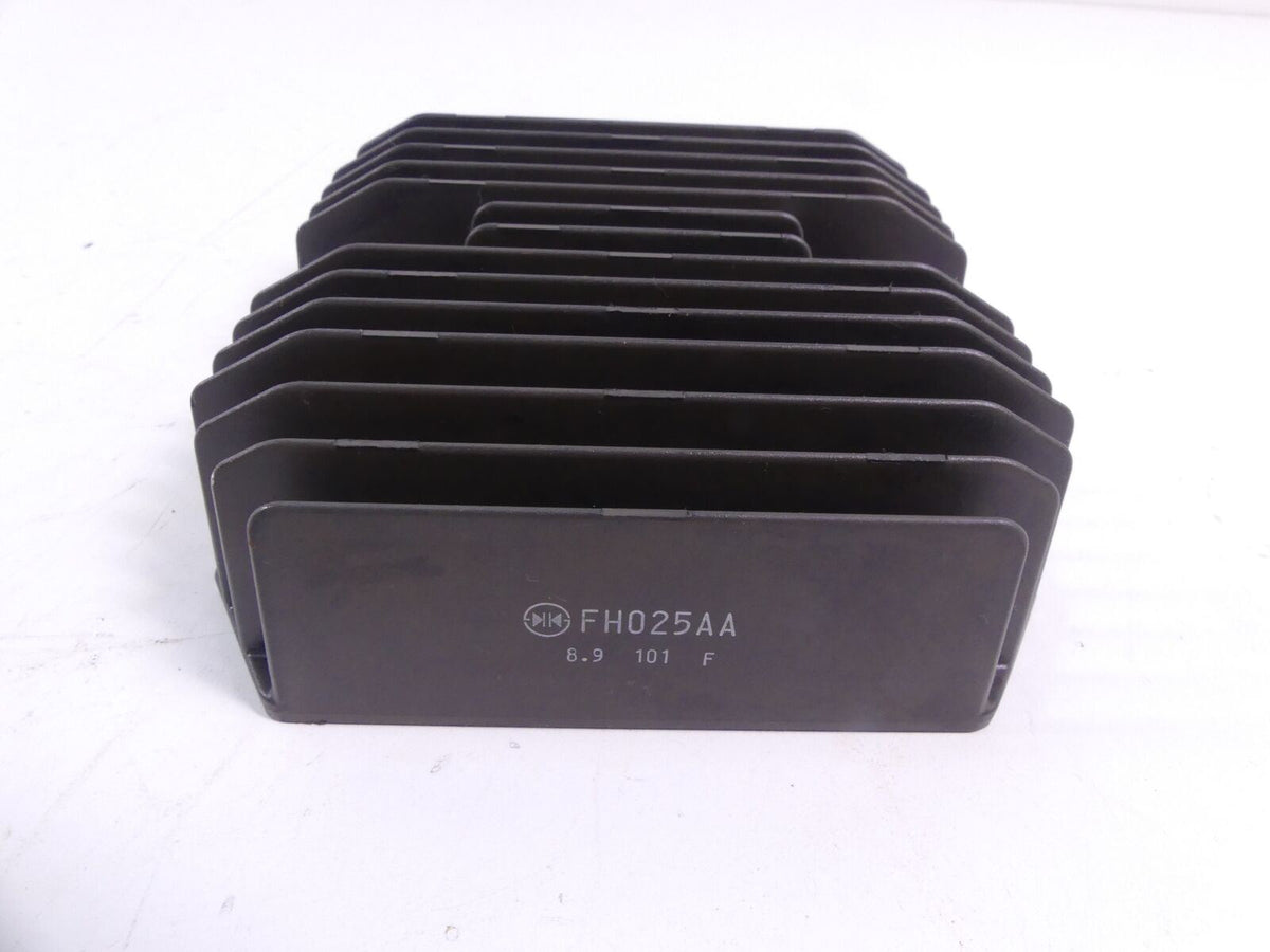 2019 Honda Talon SXS1000 S2R Rectifier Voltage Regulator 31600-HL6-A01 FH025AA {{ shop.shopifyCountryName }} - Mototech271