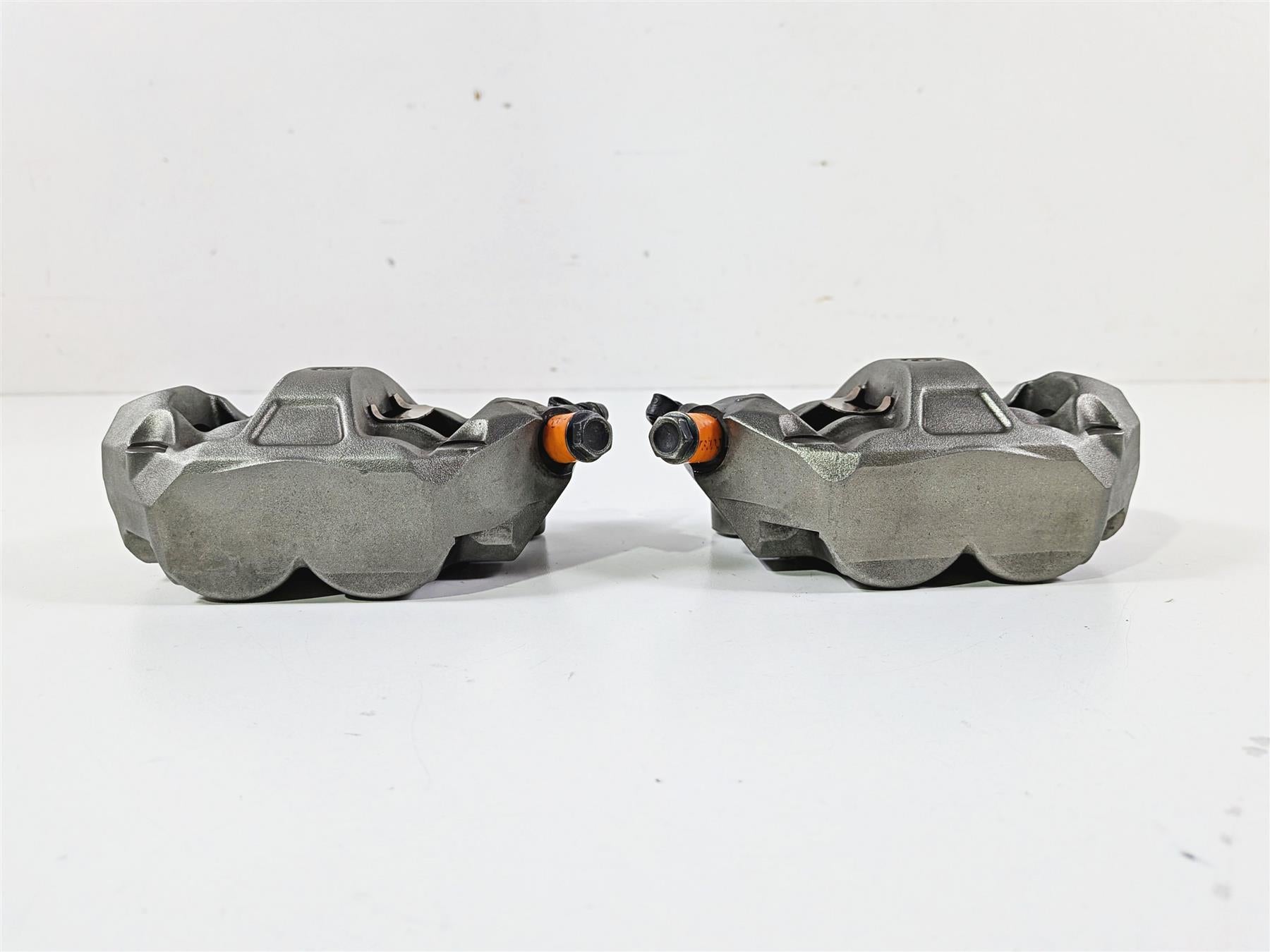 2018 Aprilia RSV4 RR Front Brake Caliper 100mm Brembo M50 2B001348 2B001349 {{ shop.shopifyCountryName }} - Mototech271
