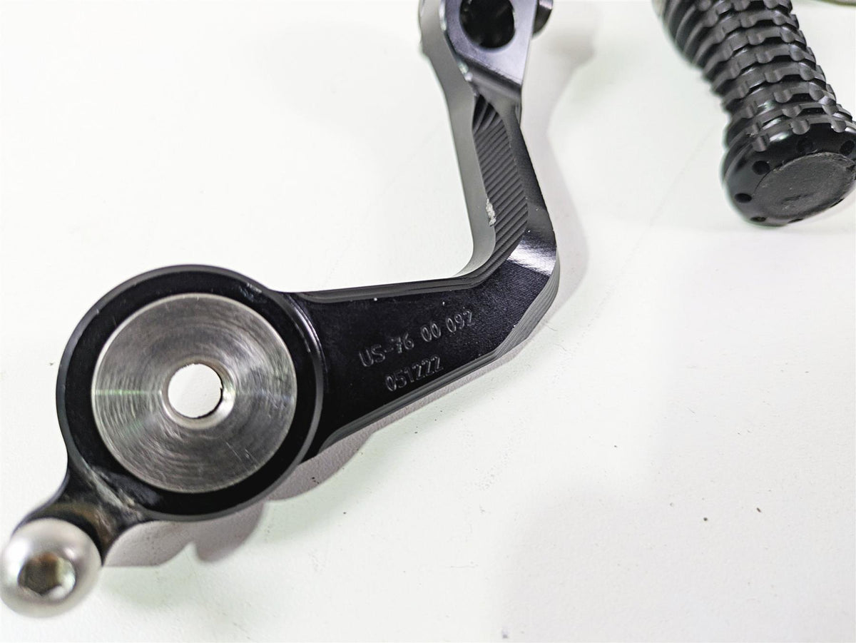 2022 Ducati Streetfighter V2 Gilles Tooling Adjustable Rearset Parts MUE2-D03-B {{ shop.shopifyCountryName }} - Mototech271