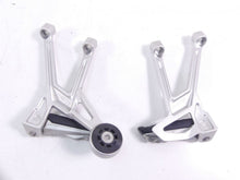 Load image into Gallery viewer, 2016 BMW R1200R K53 Passenger Footpeg Foot Peg Set 46718540798 46718540799
