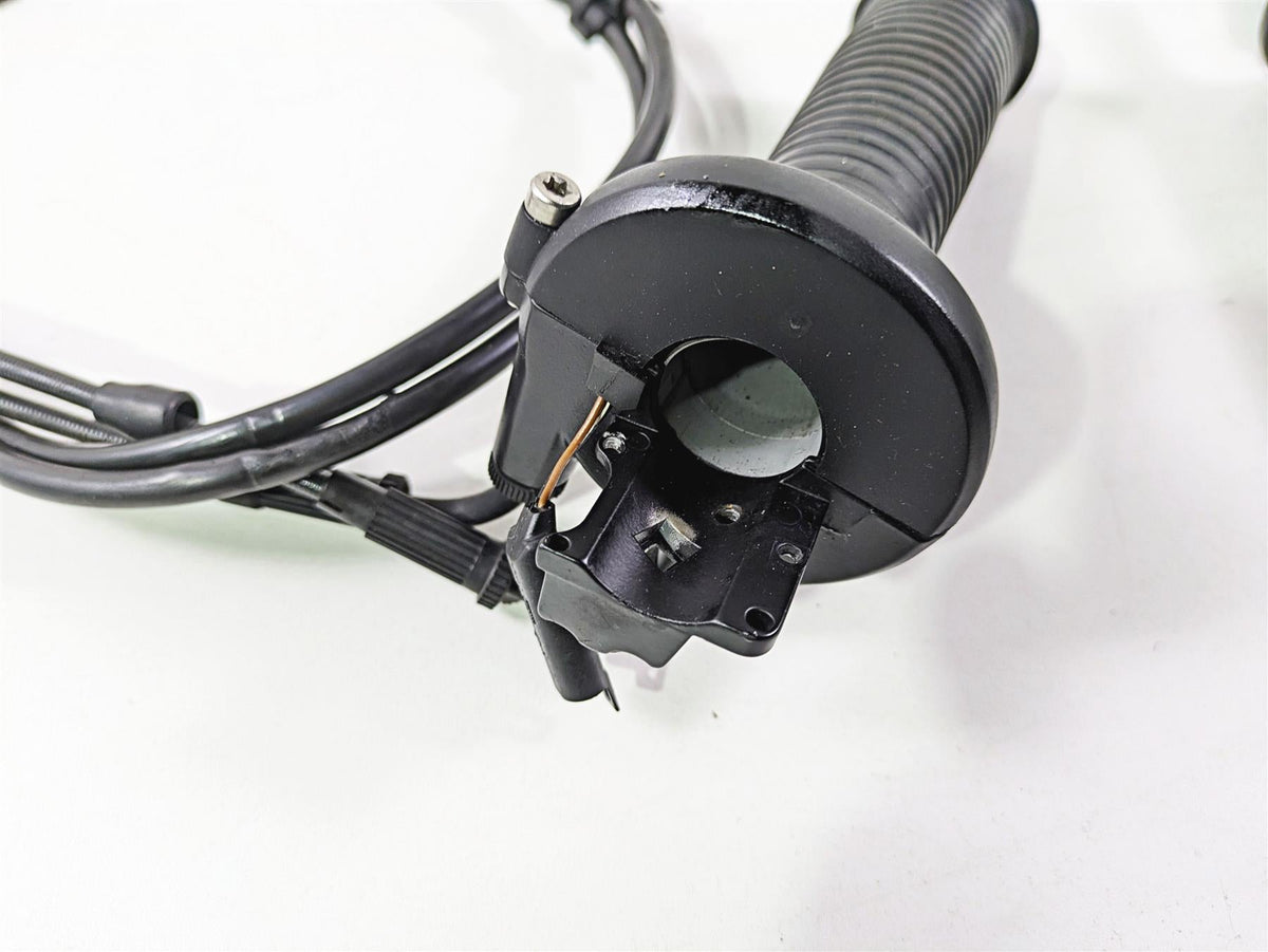 2010 BMW R1200RT K26 Heated Hand Grip Throttle Cable Set 61317713247 61317708236 {{ shop.shopifyCountryName }} - Mototech271