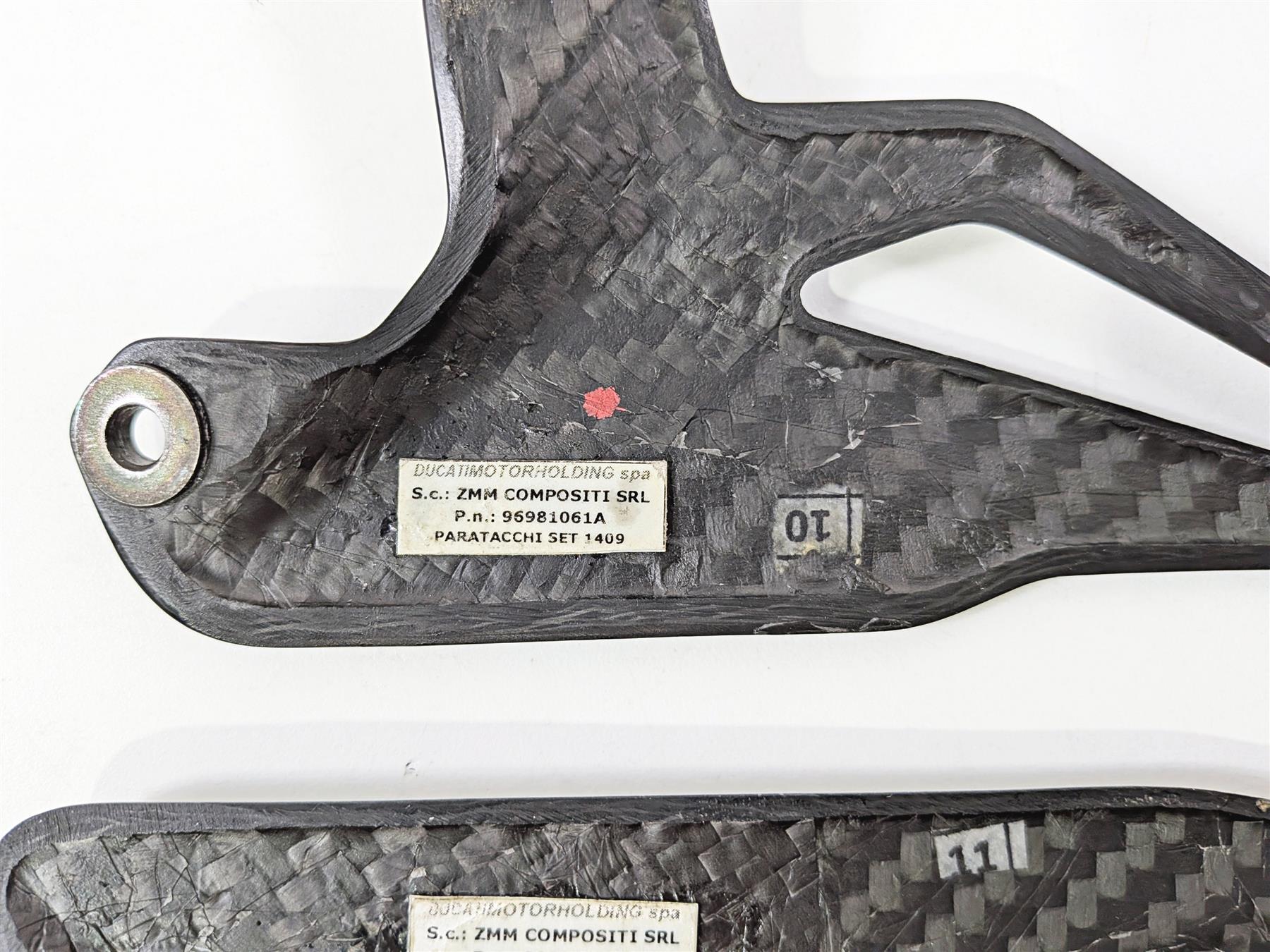 2019 Ducati Panigale V4S V4 S Corse Performance Carbon Fiber Heel Guard Set 96981061A {{ shop.shopifyCountryName }} - Mototech271