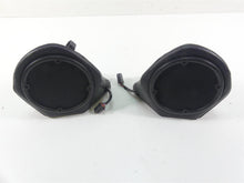 Load image into Gallery viewer, 2009 Harley FLHTCU SE4 CVO E-Glide Rear Trunk Speakers Set 76281-08A 76299-08A | Mototech271
