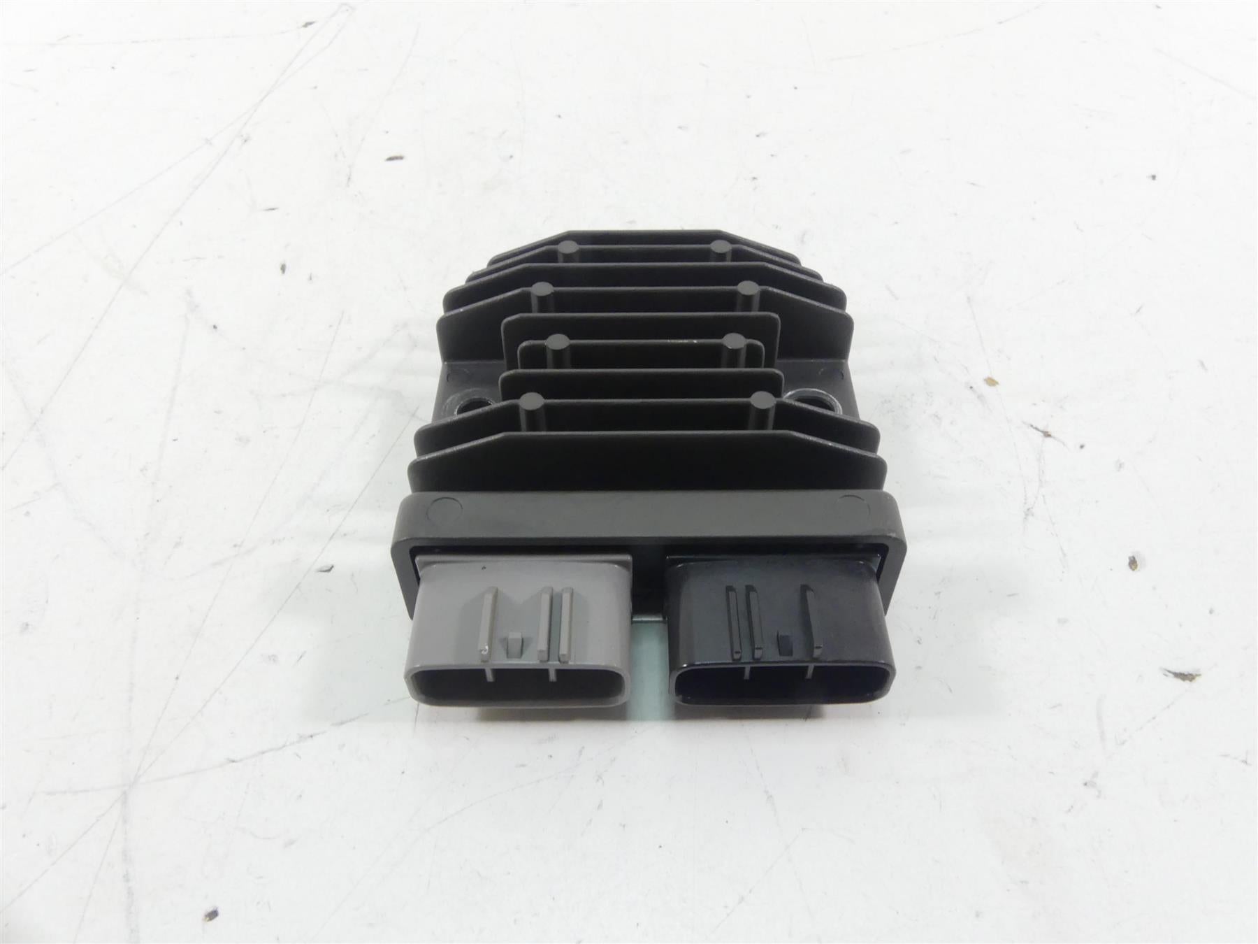 2021 Honda CBR600RR Rectifier Voltage Regulator 31600-MGZ-J01 FH020AA {{ shop.shopifyCountryName }} - Mototech271