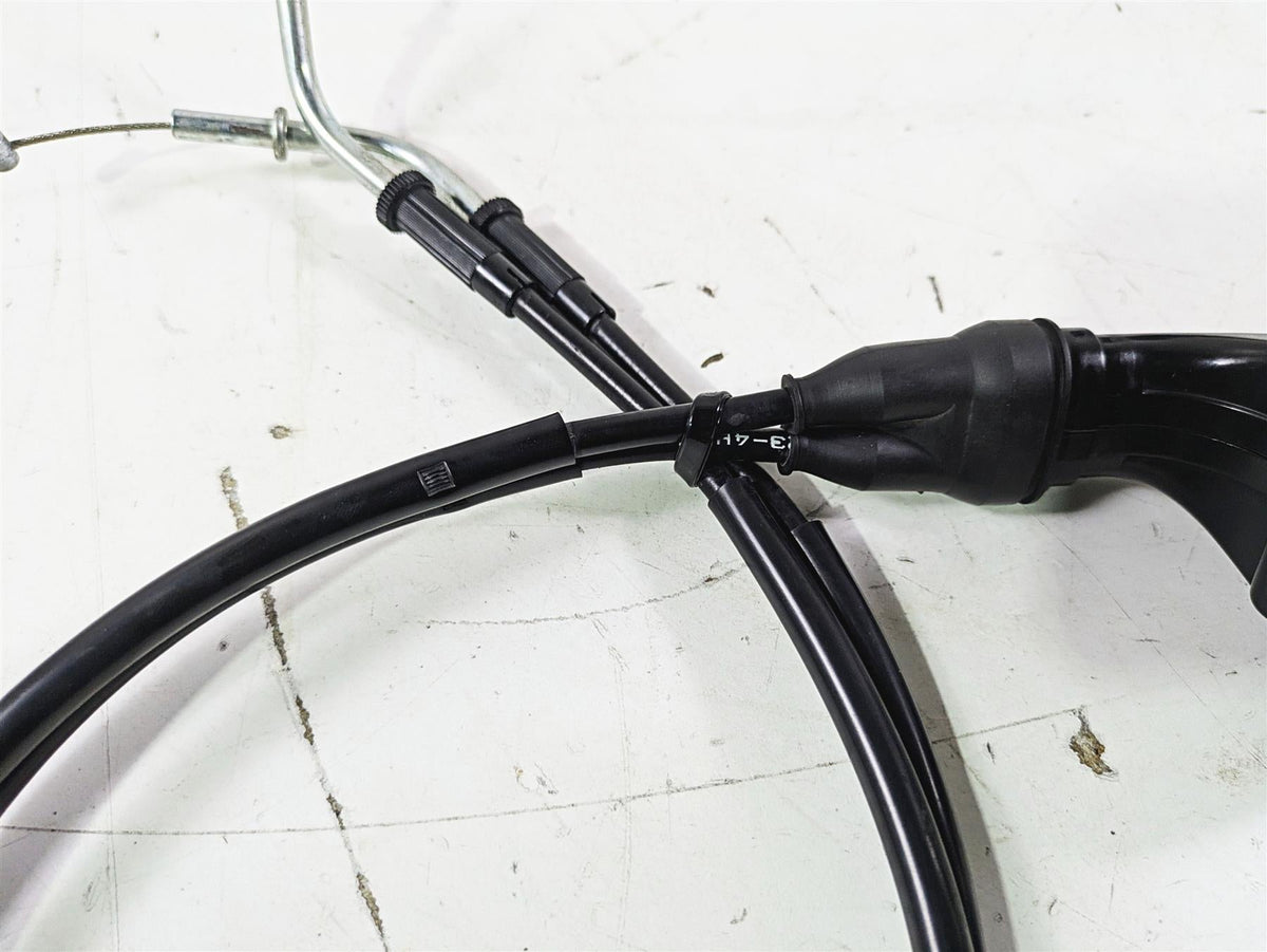 2005 Kawasaki ZX12R Ninja Throttle Grip & Cables Set 32099-1193 {{ shop.shopifyCountryName }} - Mototech271