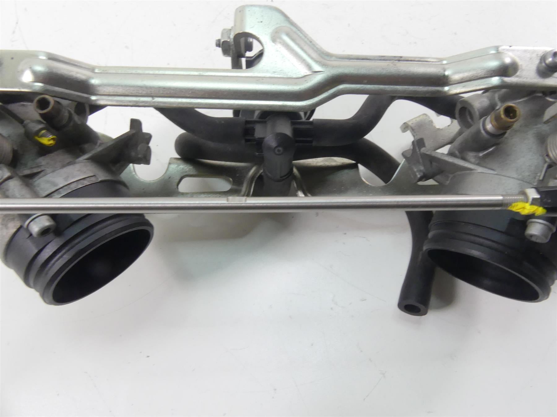 2014 Moto Guzzi Griso 1200 SE 8V Throttle Body Bodies Fuel Injection Set 873904 {{ shop.shopifyCountryName }} - Mototech271