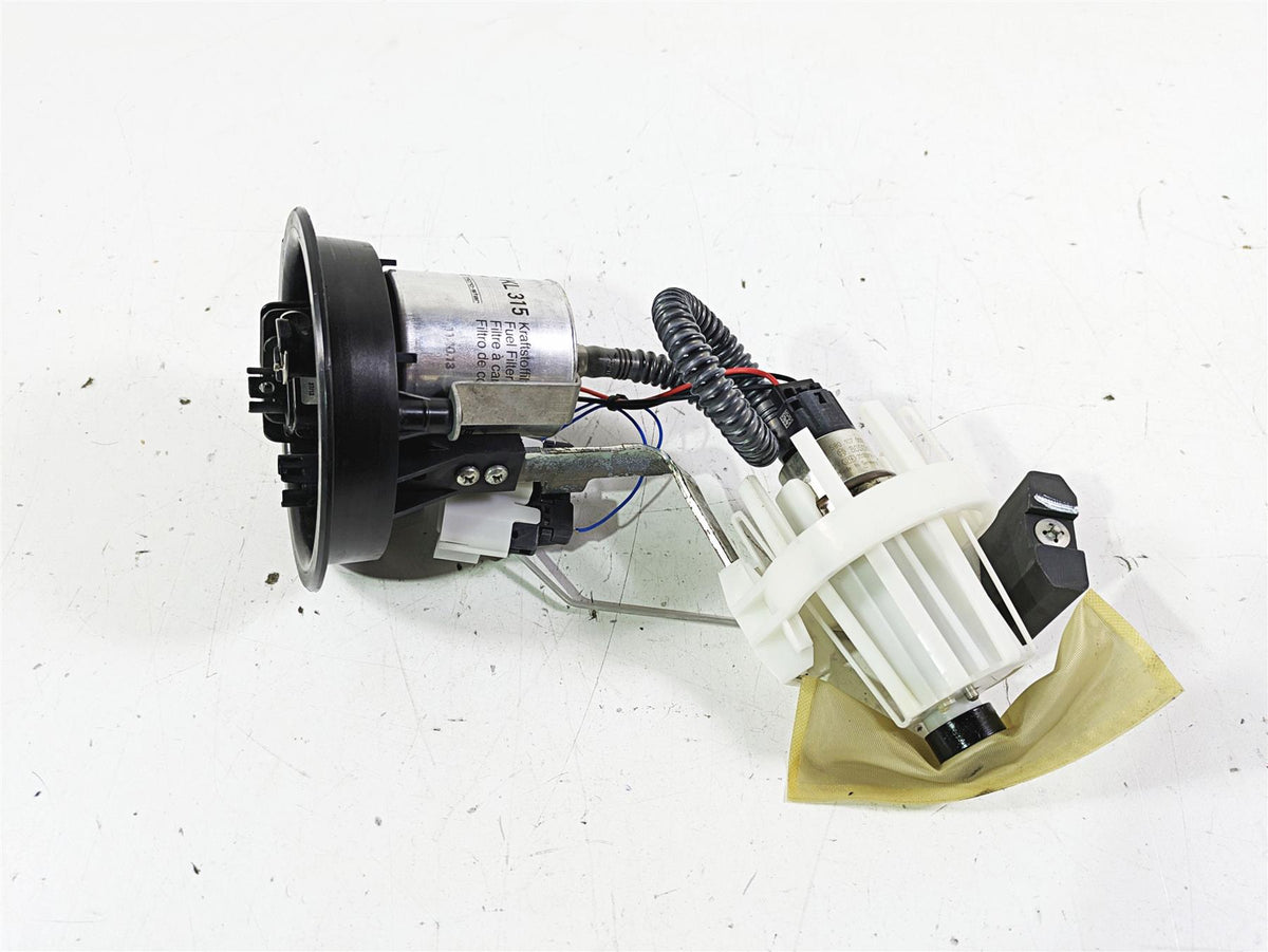 2014 BMW R1200 RT RTW K52 Fuel Gas Petrol Pump - Tested 16148532133 16148357969 {{ shop.shopifyCountryName }} - Mototech271