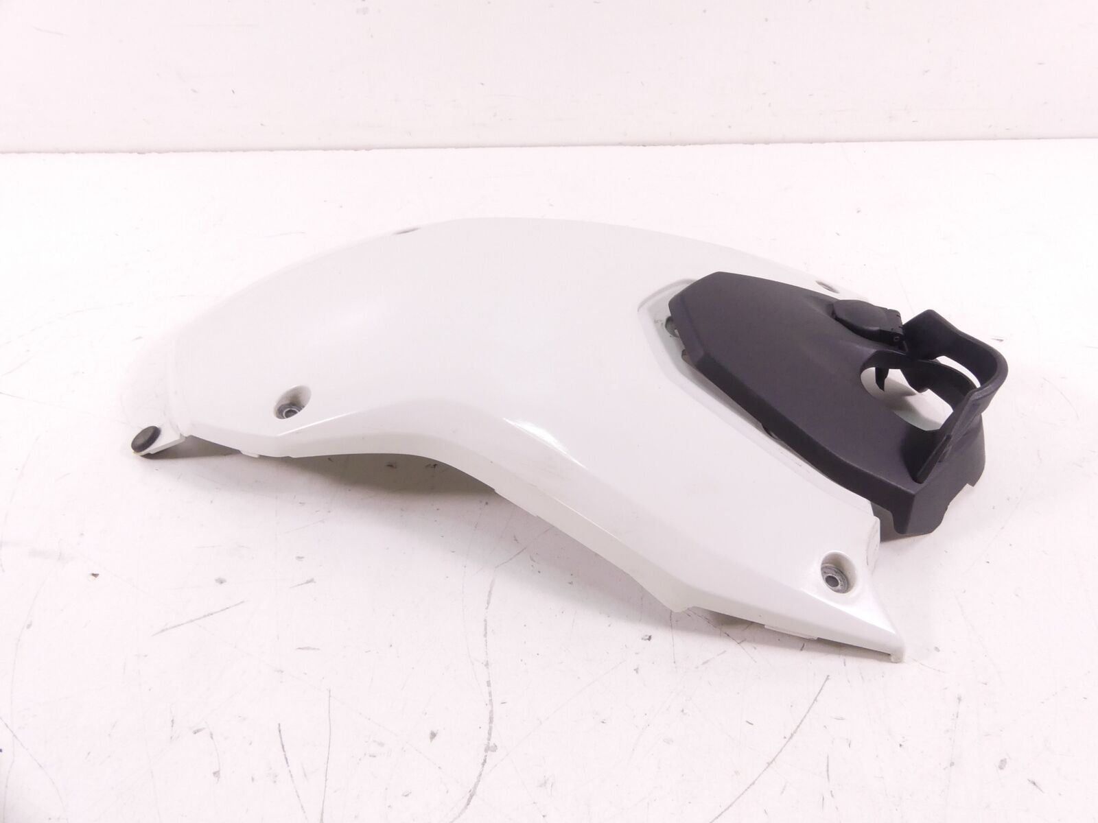 2010 BMW F800GS K72 Upper Fuel Gas Petrol Tank Fairing Cover Set 46637695003 {{ shop.shopifyCountryName }} - Mototech271