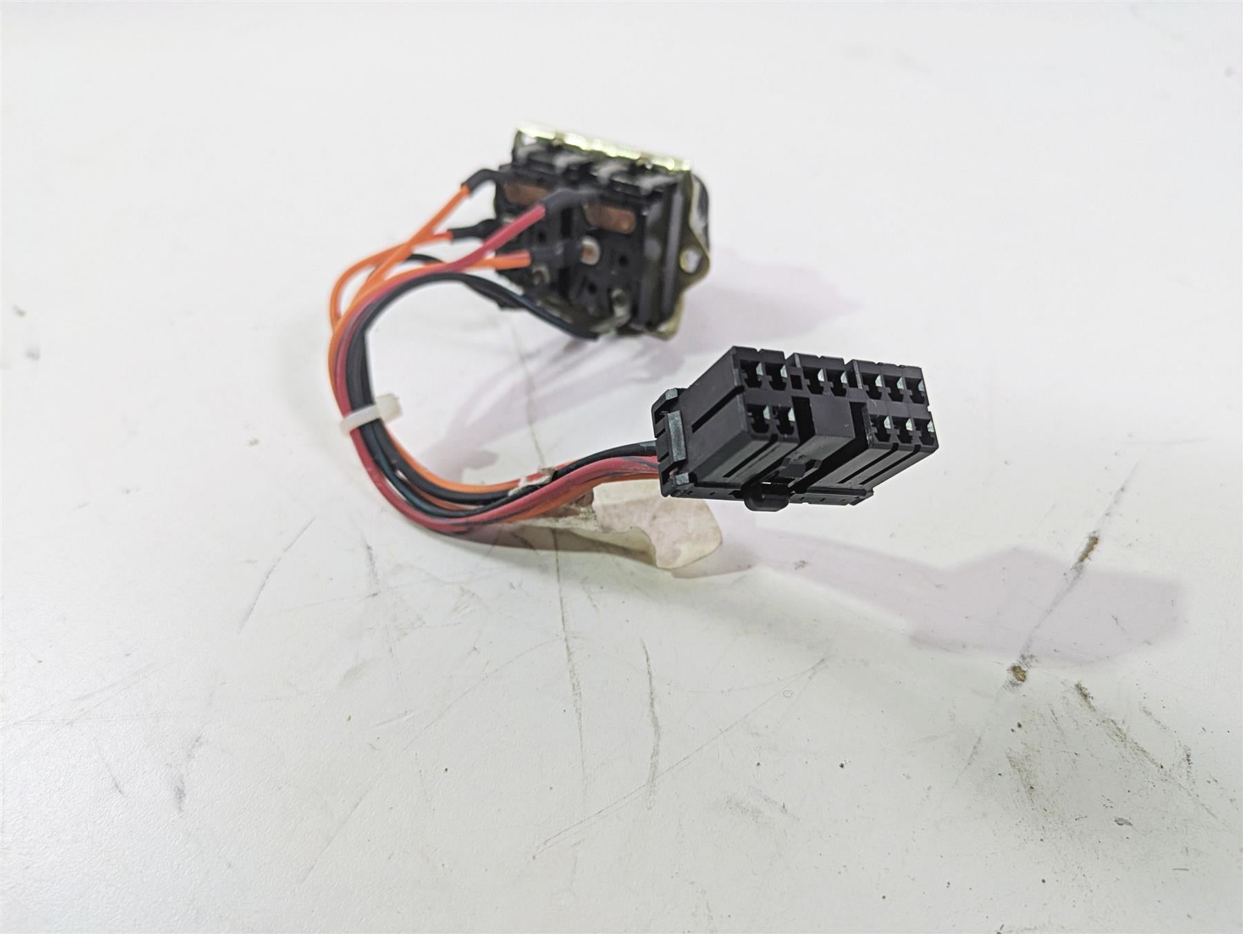 2010 Harley Touring FLHXSE CVO Street Glide Auxiliary Switches 70219-08 {{ shop.shopifyCountryName }} - Mototech271