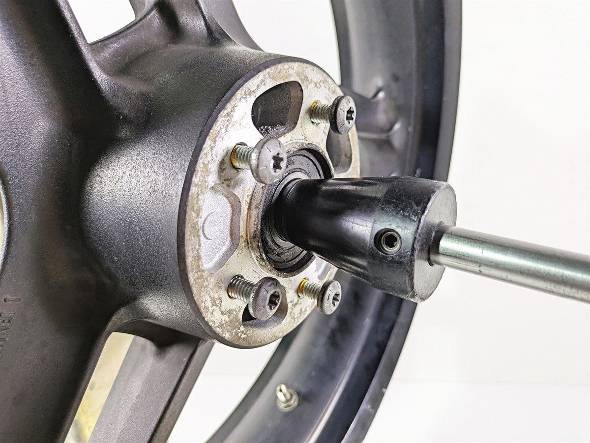 2009 Harley XR1200 Sportster Straight 18x3.5 Front Wheel Rim 43103-08 {{ shop.shopifyCountryName }} - Mototech271