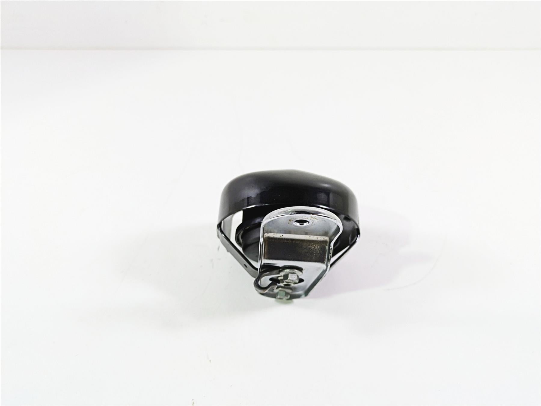 2009 Harley FLSTSB Cross Bones Horn & Black Cover 61300452 69060-90H {{ shop.shopifyCountryName }} - Mototech271