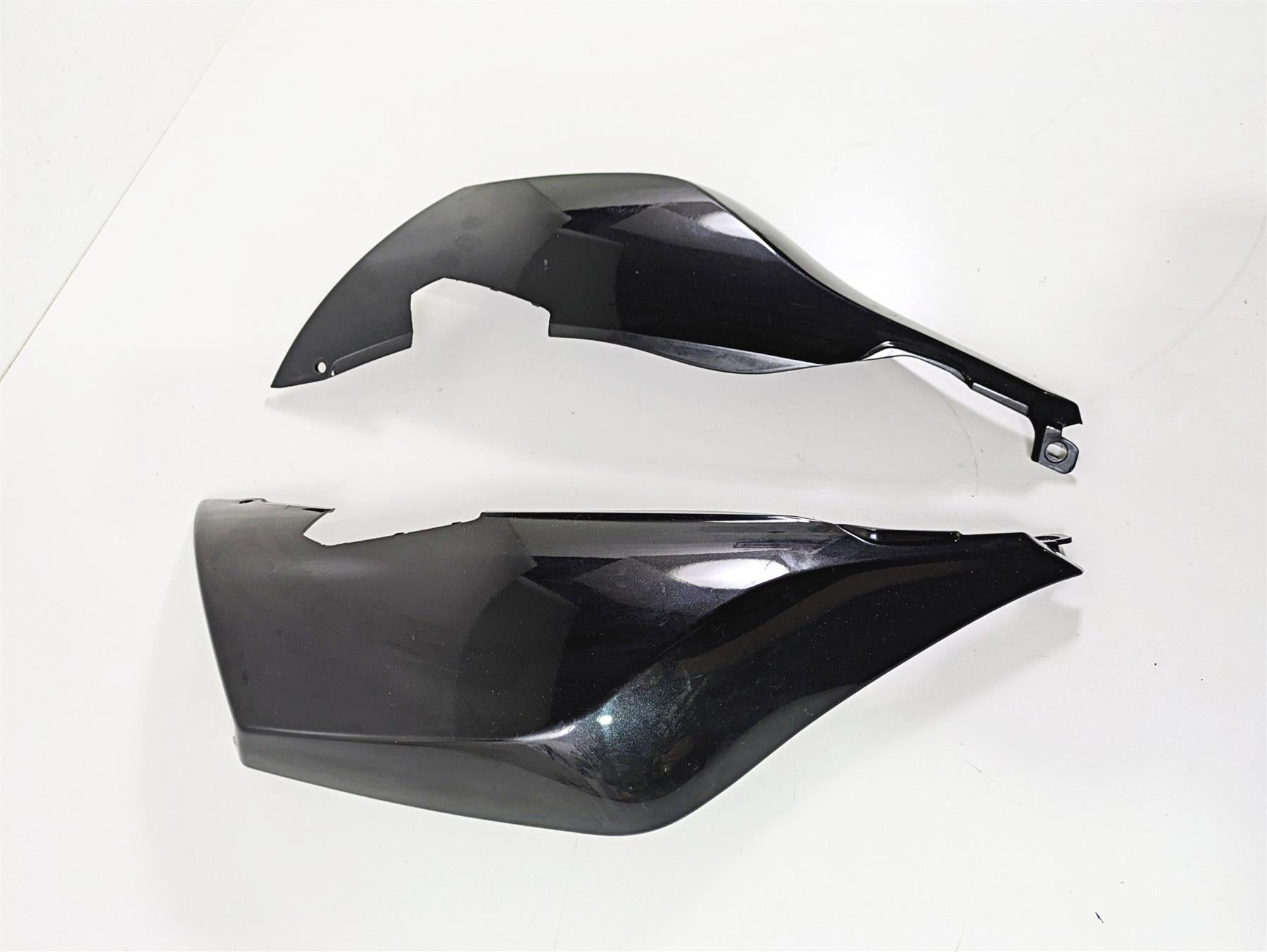 2014 BMW K1300S K40 Tail Side Cover Fairing Set 46627689305 46627689306 {{ shop.shopifyCountryName }} - Mototech271