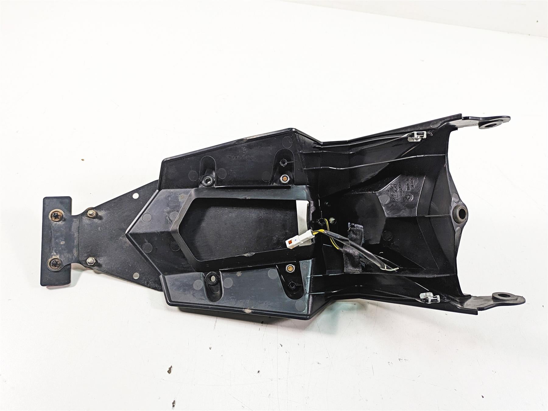 2020 KTM 1290 Super Adventure R License Plate Holder Mounting Plate 60308015000 {{ shop.shopifyCountryName }} - Mototech271