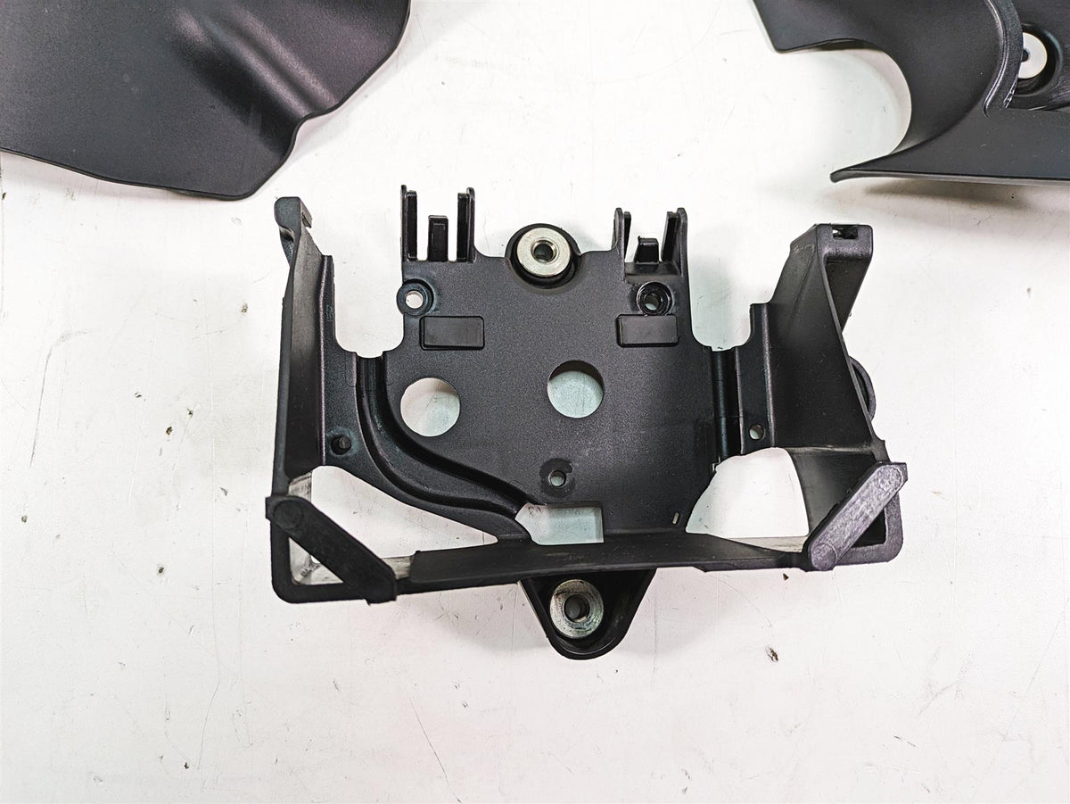 2016 Ducati Panigale 1299 S Rectifier Cdi Battery Holder Set 829PA361A 829PA371A {{ shop.shopifyCountryName }} - Mototech271
