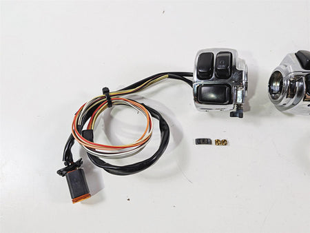 2005 Harley Softail FLSTFSE CVO Fat Boy Left right Hand Control Switch 71682-06A-Mototech271