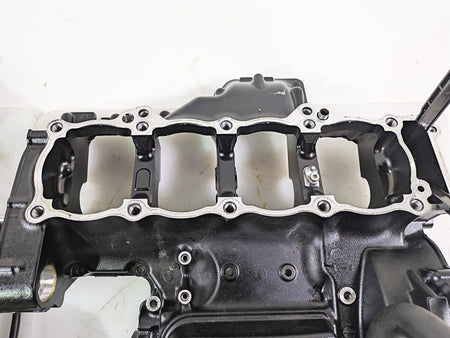 2021 Kawasaki Z900 ZR900 Bottom Lower End Engine Crankcase 14001-0725 {{ shop.shopifyCountryName }} - Mototech271
