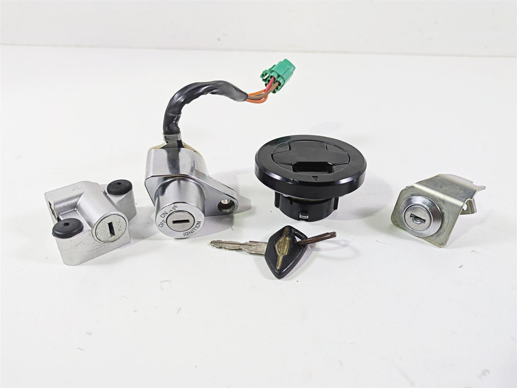 2019 Suzuki M109R VZR1800 Boulevard Ignition Switch Key Lock Set 37000-49890 {{ shop.shopifyCountryName }} - Mototech271