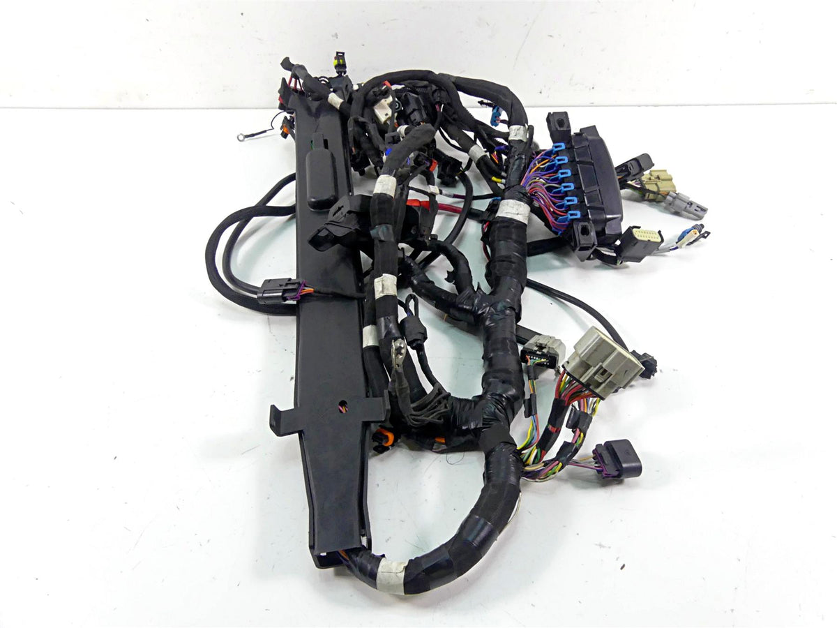 2019 Indian Chieftain Classic Wiring Harness Loom - Read 2414745 {{ shop.shopifyCountryName }} - Mototech271