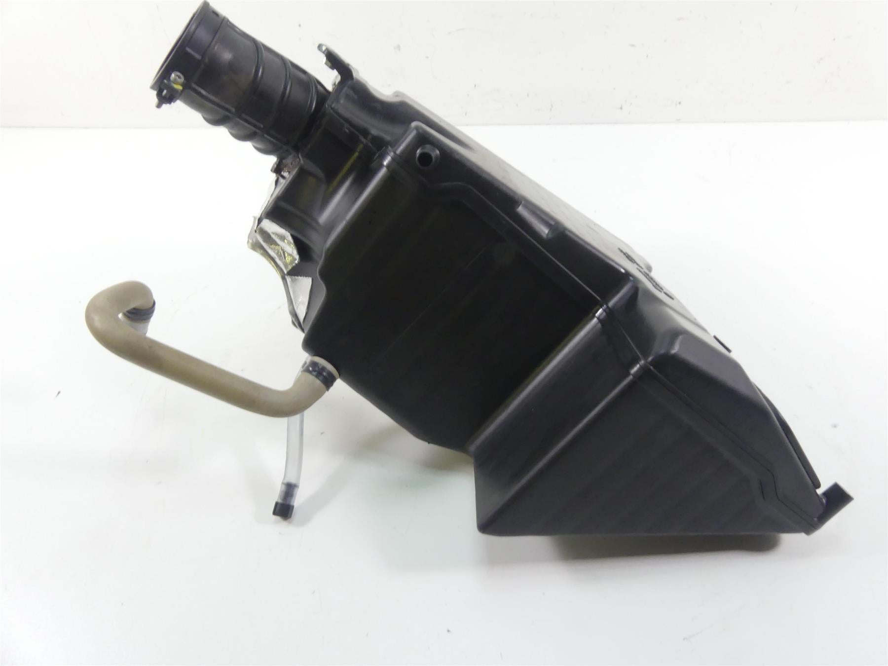 2022 Kawasaki KLR650 KL650 Adv Air Cleaner Breather Filter Box 11010-1805 {{ shop.shopifyCountryName }} - Mototech271