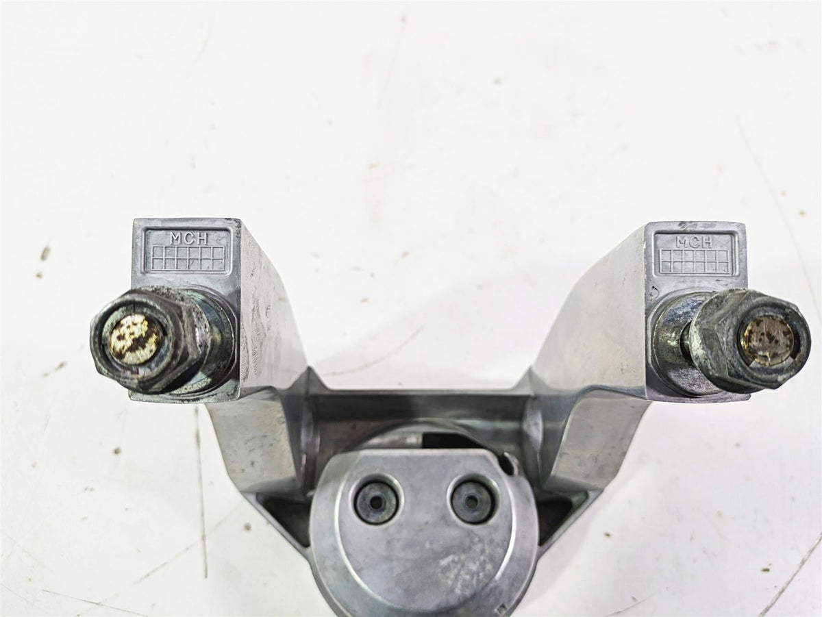 2002 Honda V-Twin VTX1800 C Handlebar Riser Speedo Holder Set 53231-MCH-000 {{ shop.shopifyCountryName }} - Mototech271