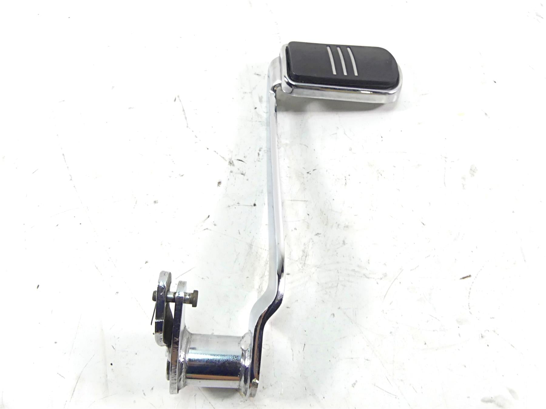 2011 Harley Touring FLTRX Road Glide Rear Brake Lever Pedal 42407-08 {{ shop.shopifyCountryName }} - Mototech271