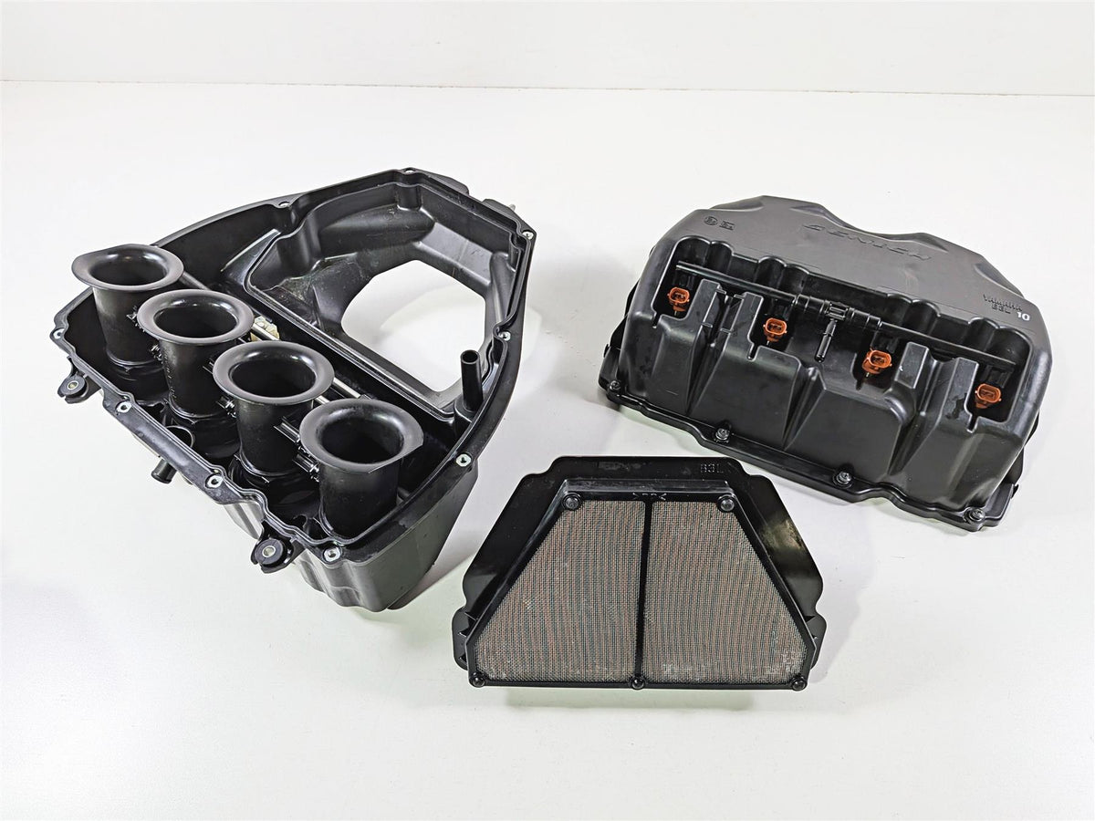 2024 Yamaha YZF R1 RN65 Air Box Cleaner & Injectors B3L-14411-00-00 {{ shop.shopifyCountryName }} - Mototech271