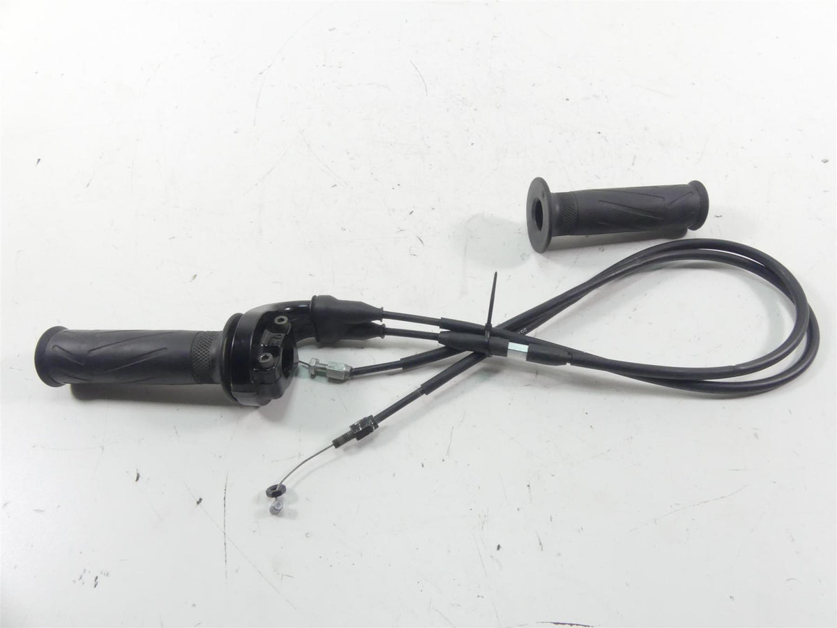 2008 Yamaha FZ1 Fazer Hand Throttle Grip Cable Set 4YR-26240-02-00 4YR-26240-03 {{ shop.shopifyCountryName }} - Mototech271
