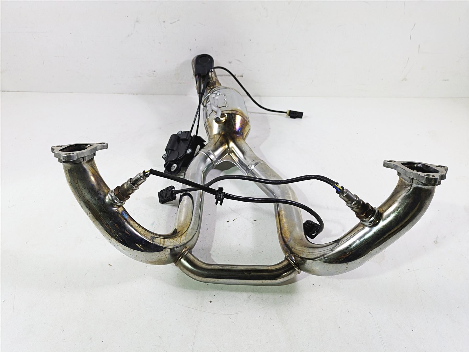 2021 BMW R1250GS K51 Adv Exhaust Header & Servo Motor Set 18519829769 {{ shop.shopifyCountryName }} - Mototech271