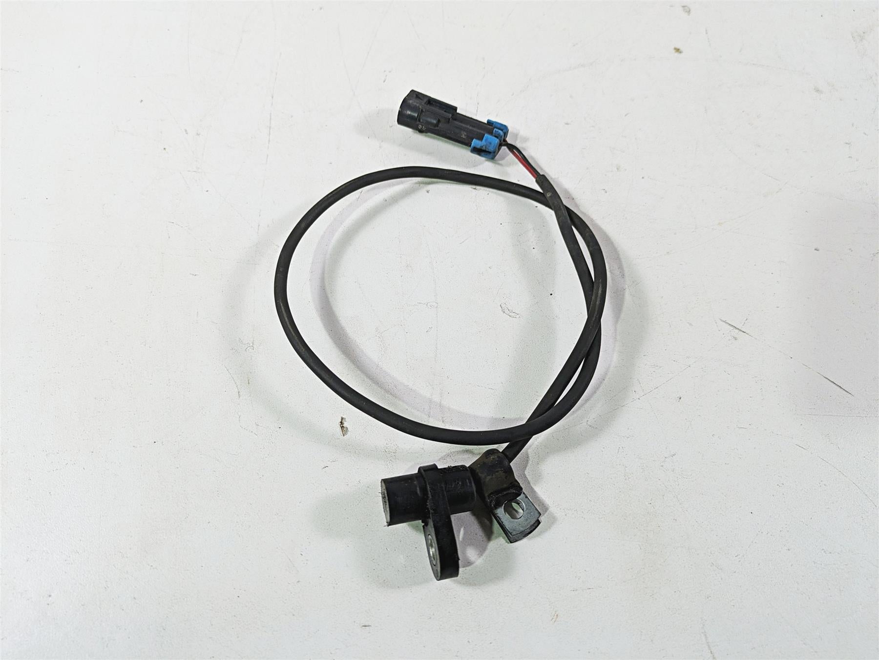 2018 Indian Chieftain Dark Horse Rear Brake Abs Wheel Speed Sensor 4014216 {{ shop.shopifyCountryName }} - Mototech271