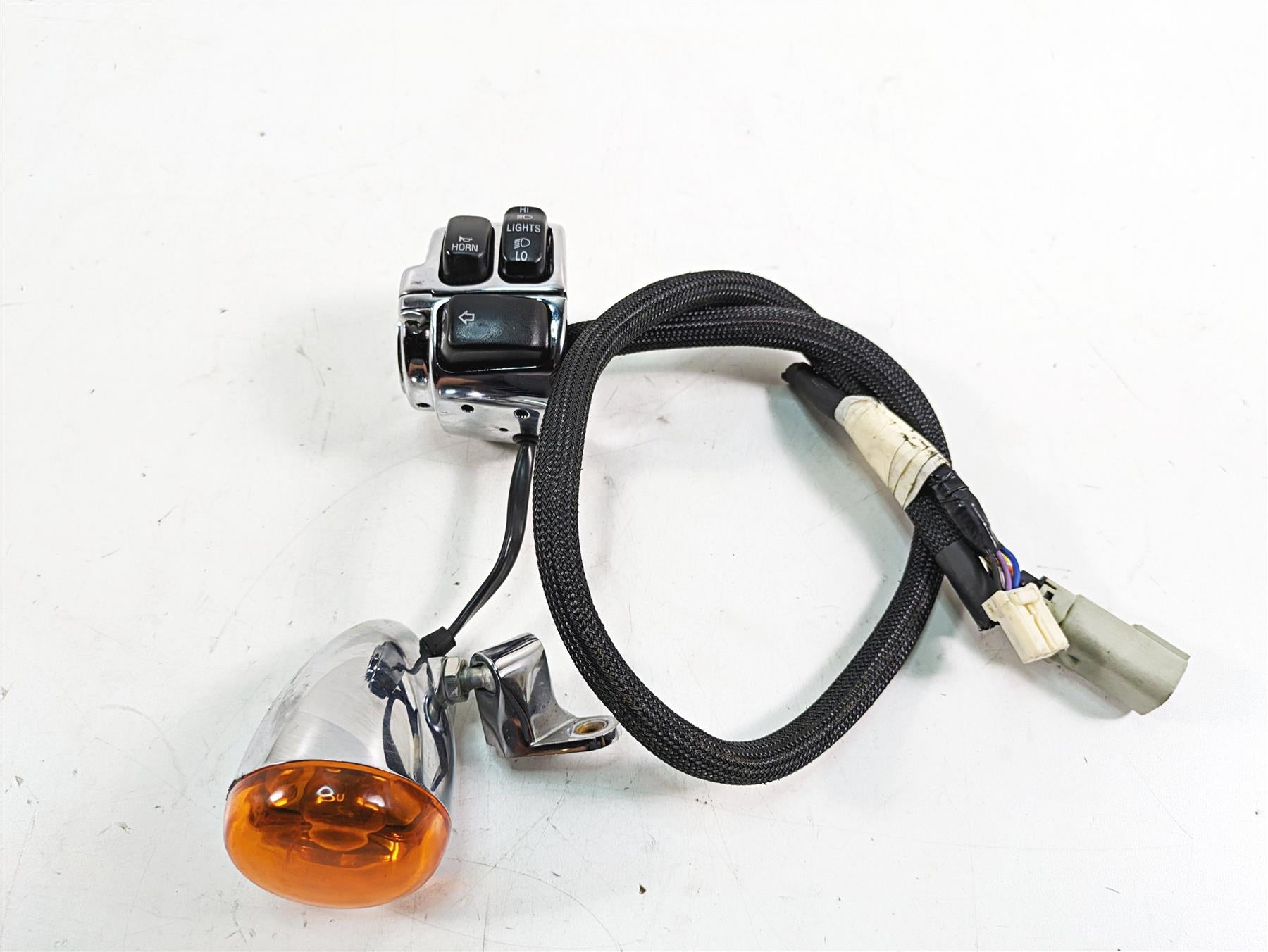 2009 Harley Dyna FXDFSE CVO Fat Bob Left Control Switch + Blinker -Read 71682-06