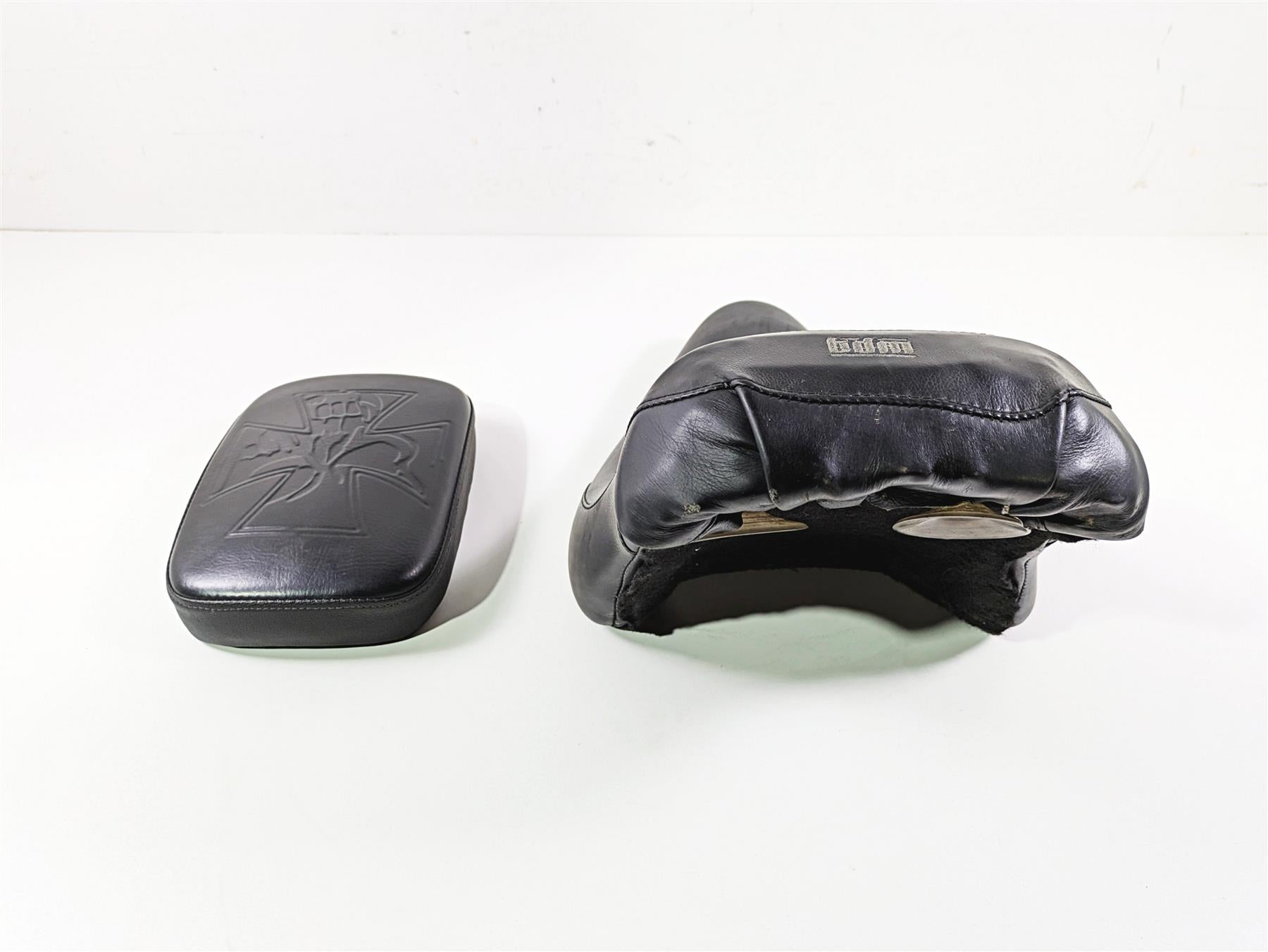 2004 Big Dog Chopper bdm Front Rear Rider Passenger Seat Saddle Set {{ shop.shopifyCountryName }} - Mototech271