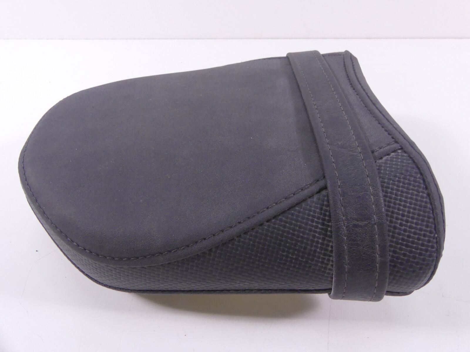 2019 Yamaha VMX17 V-Max 1700 Rear Passenger Pillion Saddle Seat 2S3-24750-11-00 | Mototech271