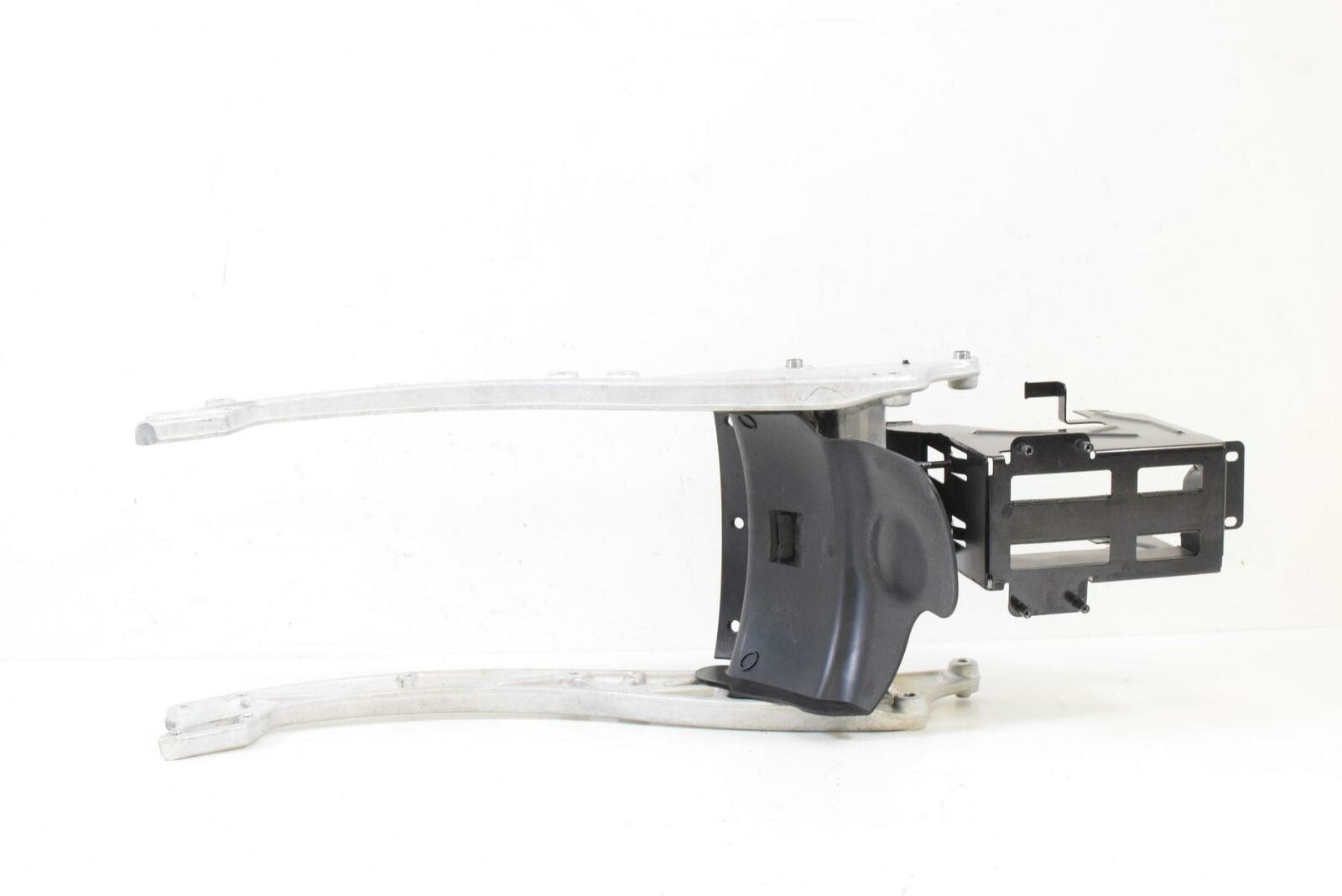 2018 Indian Roadmaster Subframe Sub Frame Battery Tray 1019138 1024783 {{ shop.shopifyCountryName }} - Mototech271