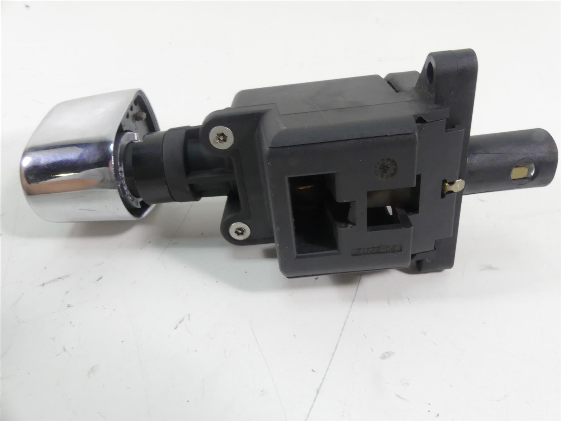2007 Harley Touring FLHTCU SE CVO Electra Glide Ign Switch Key Lock Set 71530-03 {{ shop.shopifyCountryName }} - Mototech271