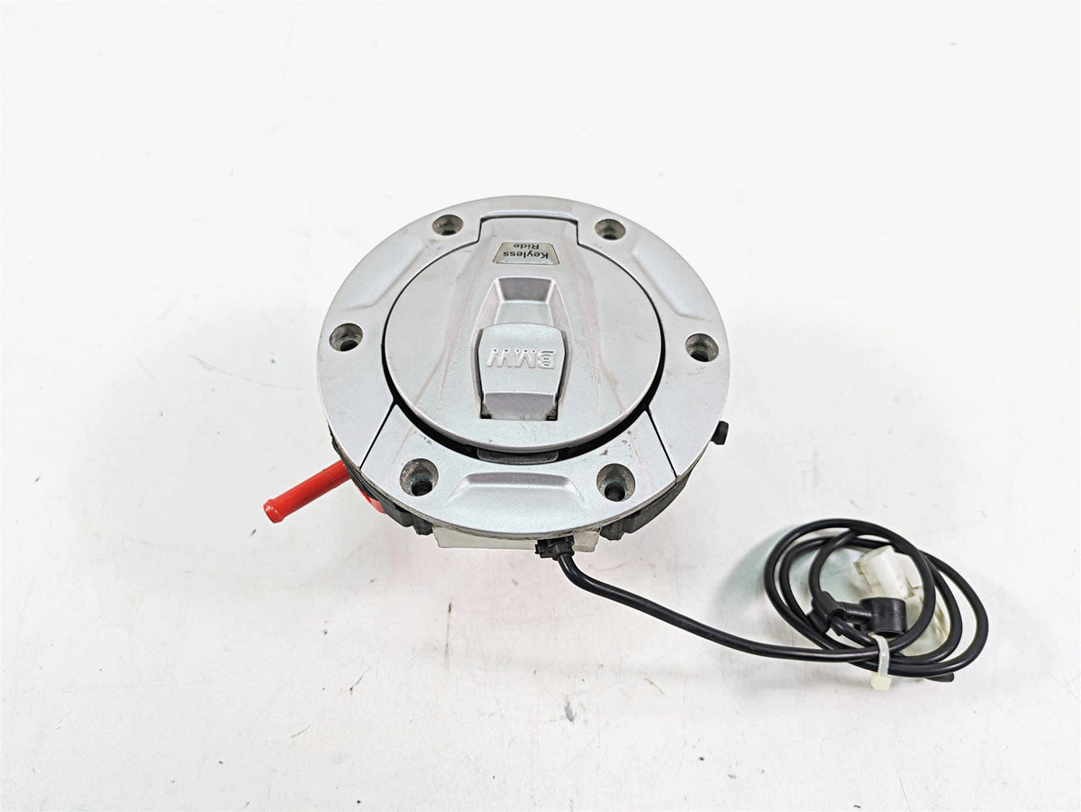 2016 BMW R1200R K53 Keyless Ride Fuel Gas Petrol Tank Lid 16118552106 {{ shop.shopifyCountryName }} - Mototech271